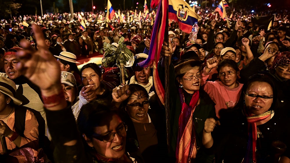 Ecuador protests - women