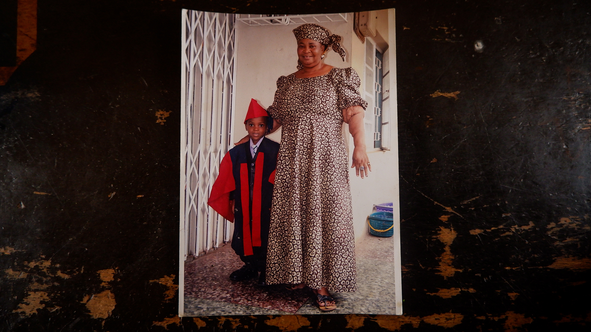 'Pockets of memory': Living with dementia in Nigeria - by Kemi Falodun [Ayobami Ogungbe/Al Jazeera]