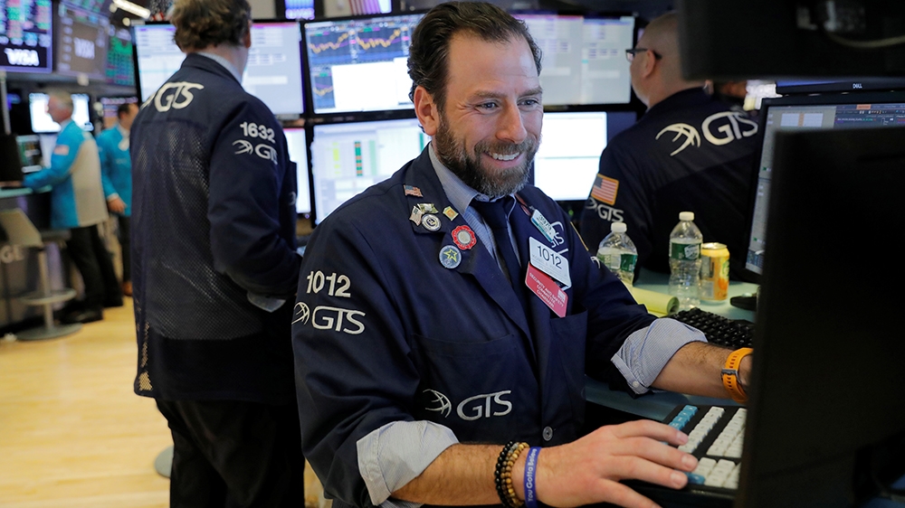 US stocks open higher