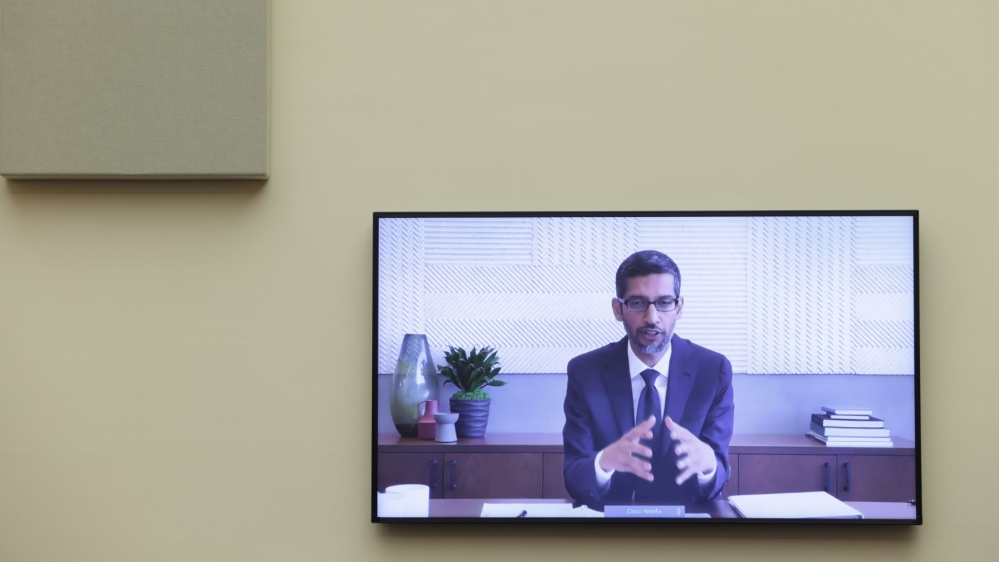 Google Sundar Pichai