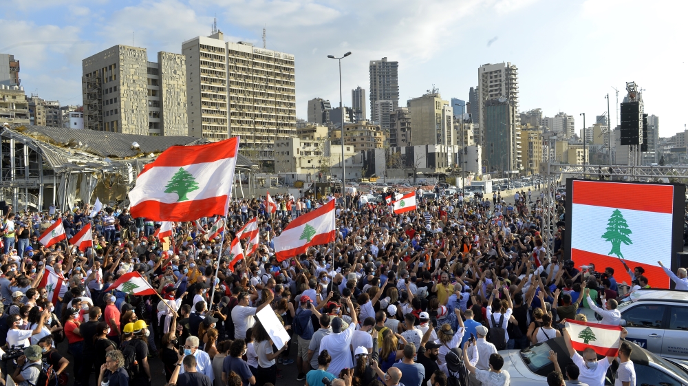 Demonstrations continue in Beirut after Lebanon''s government resigned