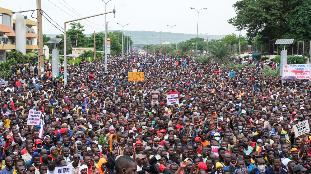 Supporters of the Imam Mahmoud Dicko and other opposition political parties attend a mass protest demanding the resignation of Mali''s President Ibrahim Boubacar Keita in Bamako, Mali August 11, 2020.