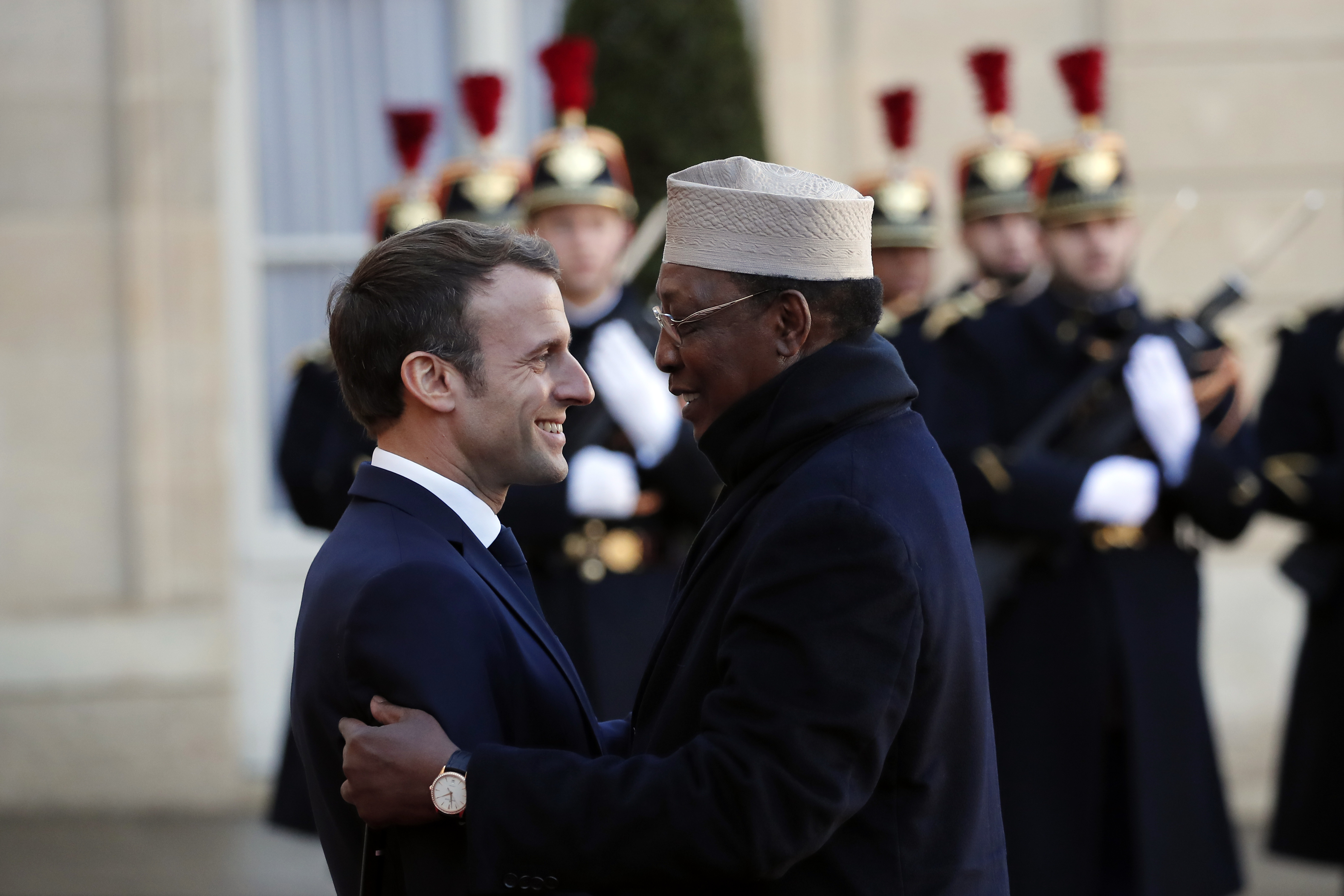 French President Emmanuel Macron (L) welcomes Chadian President Idriss Deby at the Elysee Palace in Paris on November 12, 2019 [File: Francois Mori/AP Photo]