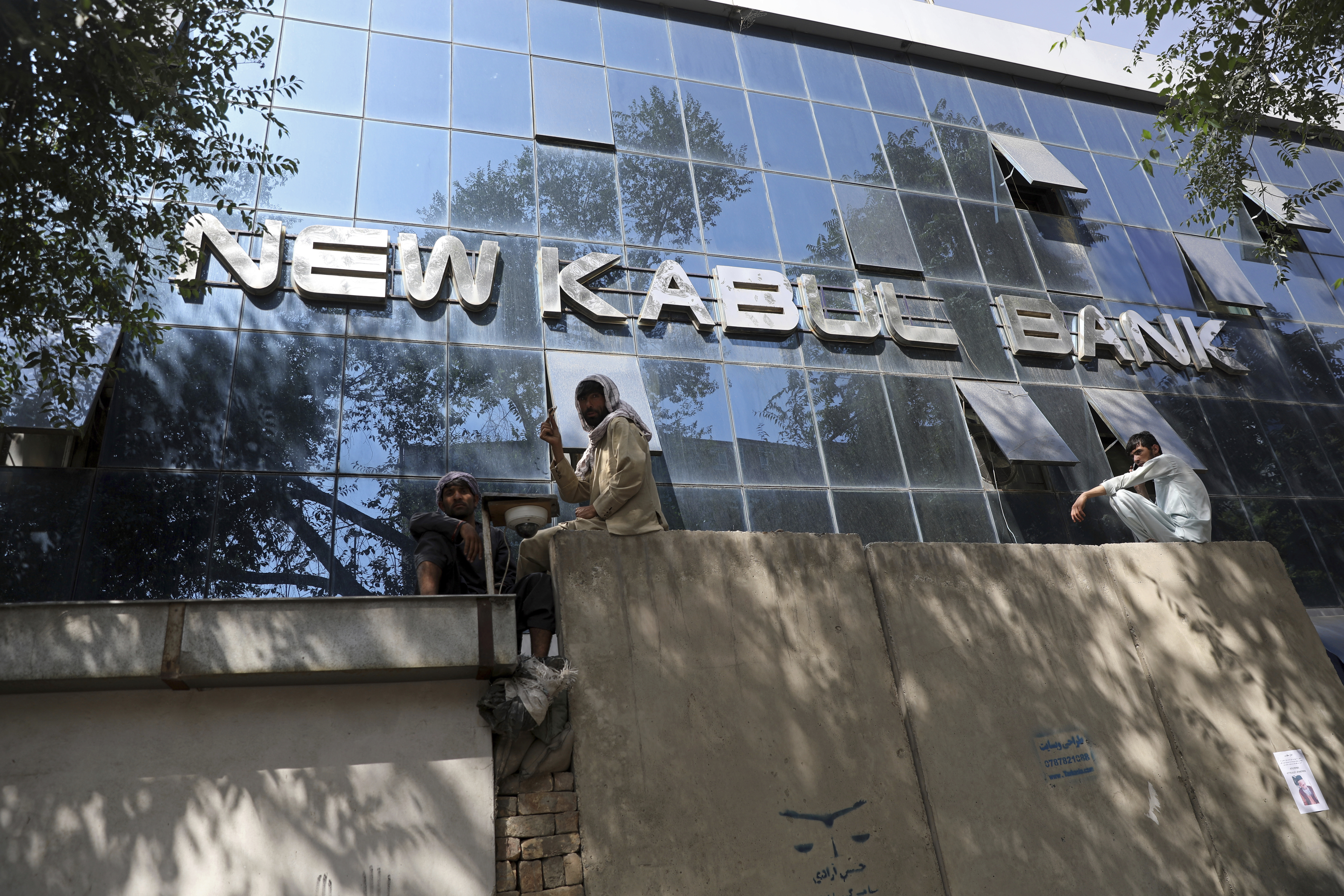 Despite controlling the government, the Taliban has little access to Afghanistan's central bank reserves that are held abroad [File: Rahmat Gul/AP Photo]