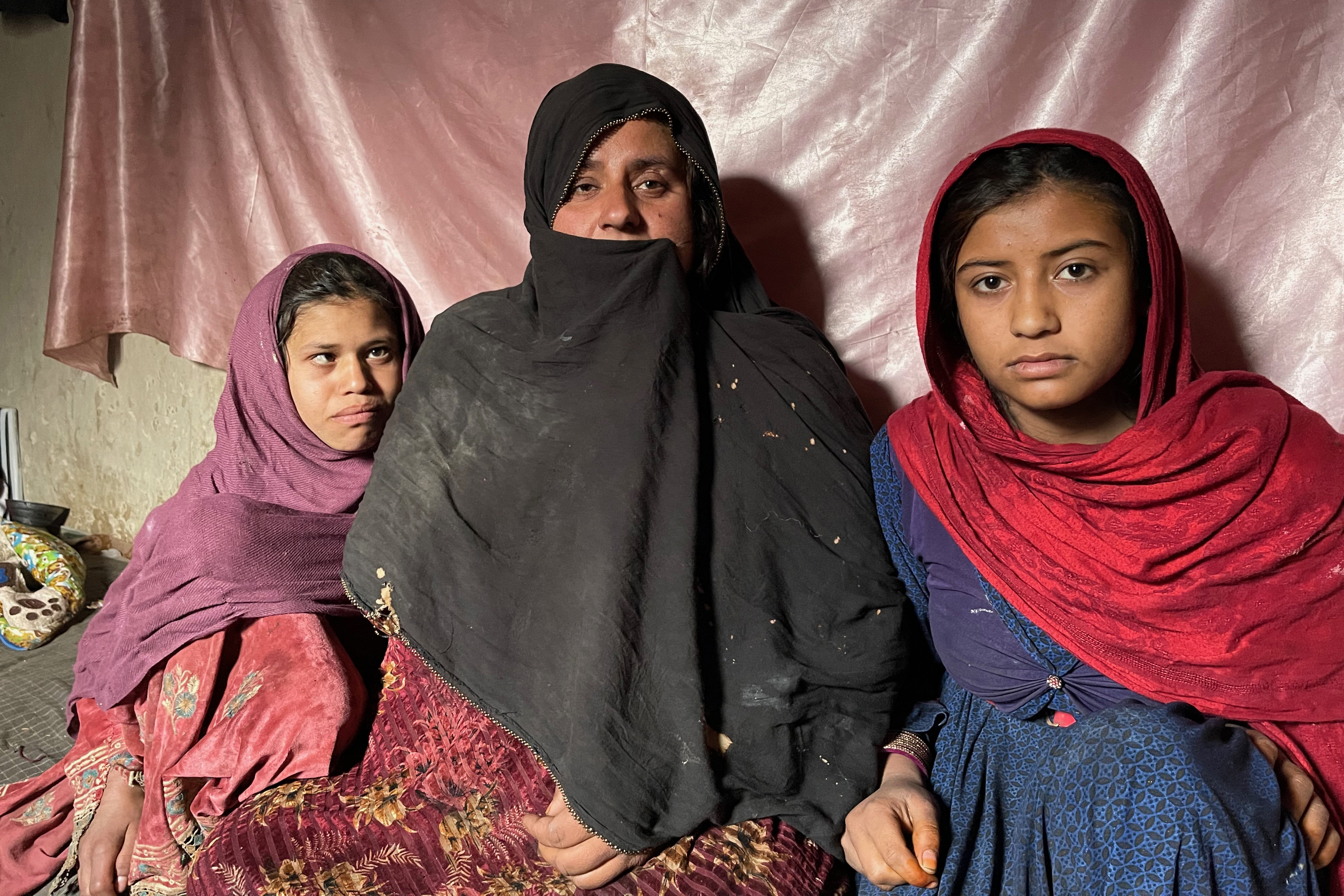 Zaigul with her daughters