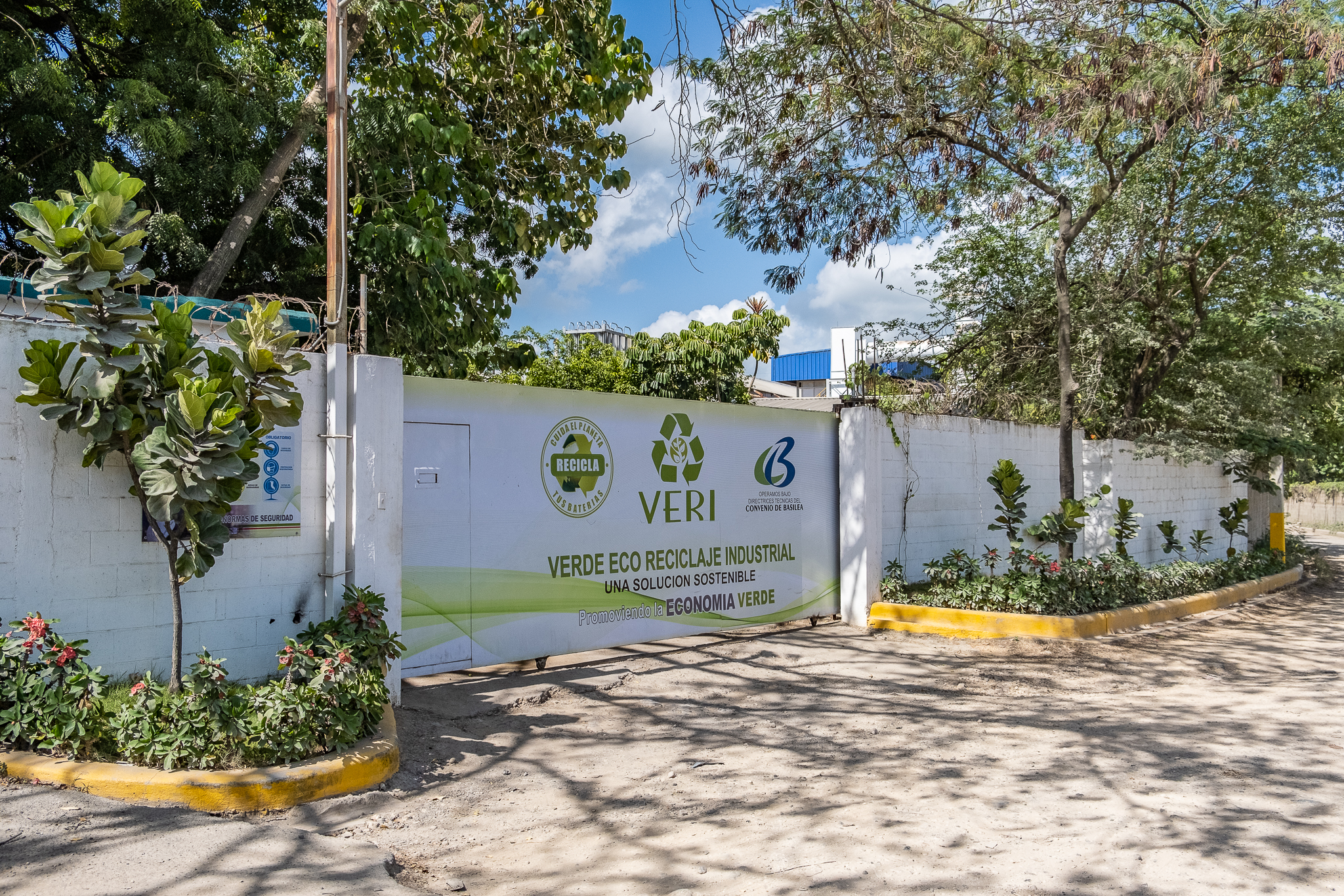 The entrance of the VERI factory