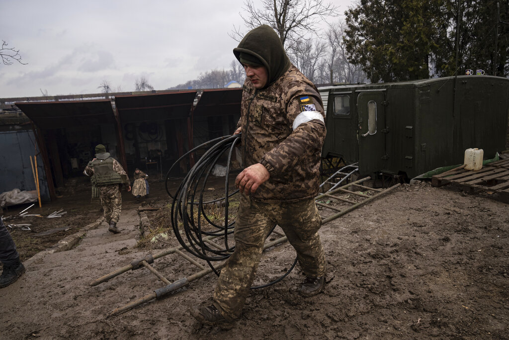 Ukrainian solders at air defence base