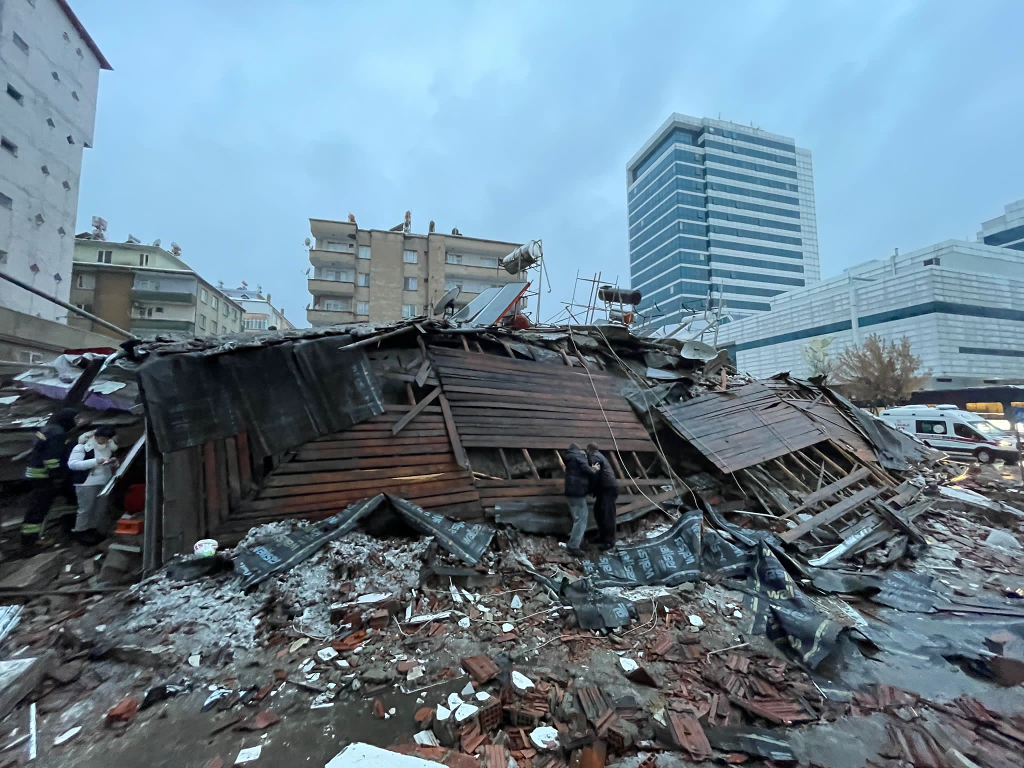 gaziantep destruction after earthquake