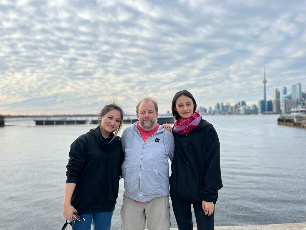 A photo of (from left to right|) Mahnaz, Brennan and Tamanna.