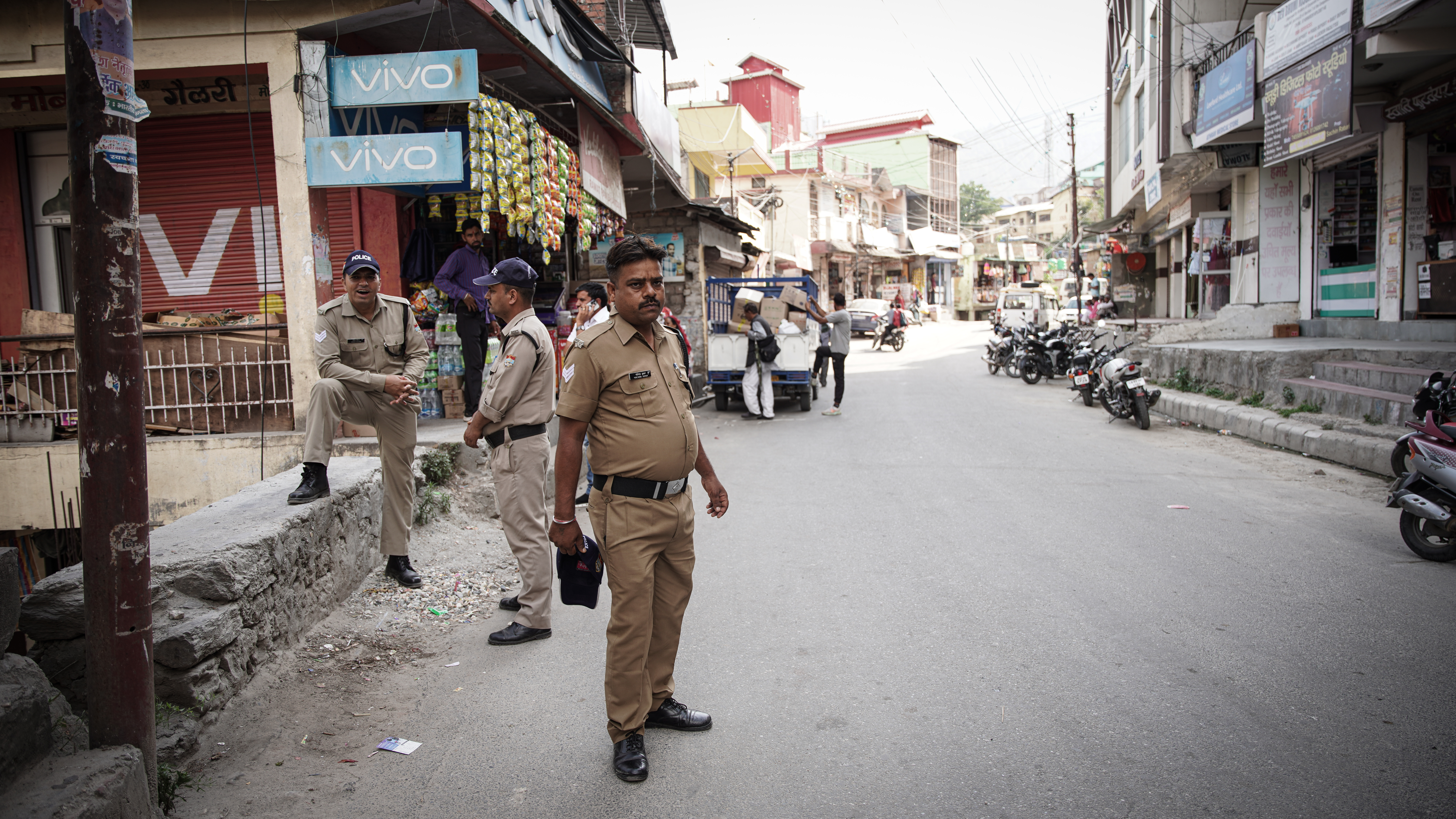 Police stand guard in Purola market