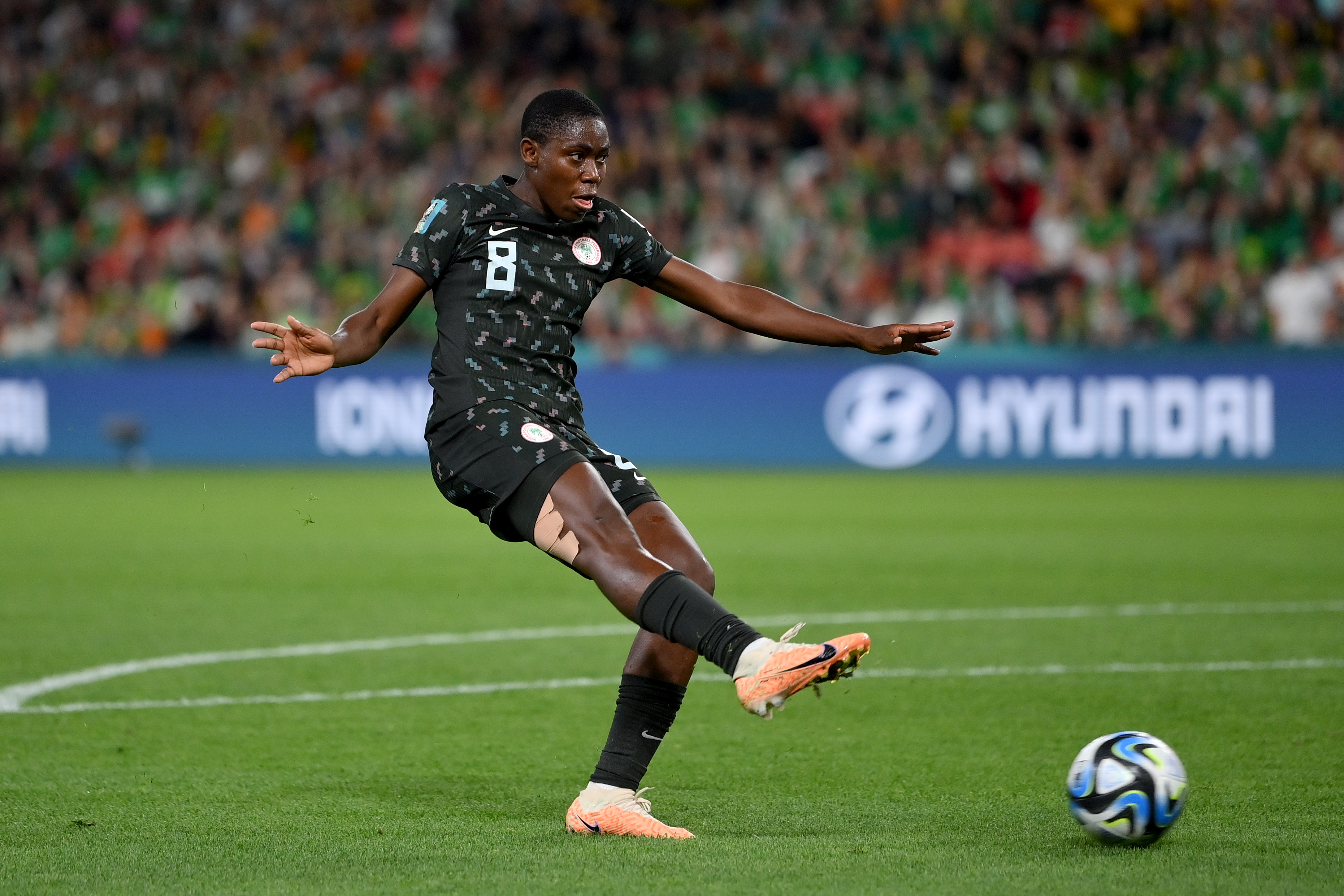 Asisat Oshoala of Nigeria shoots