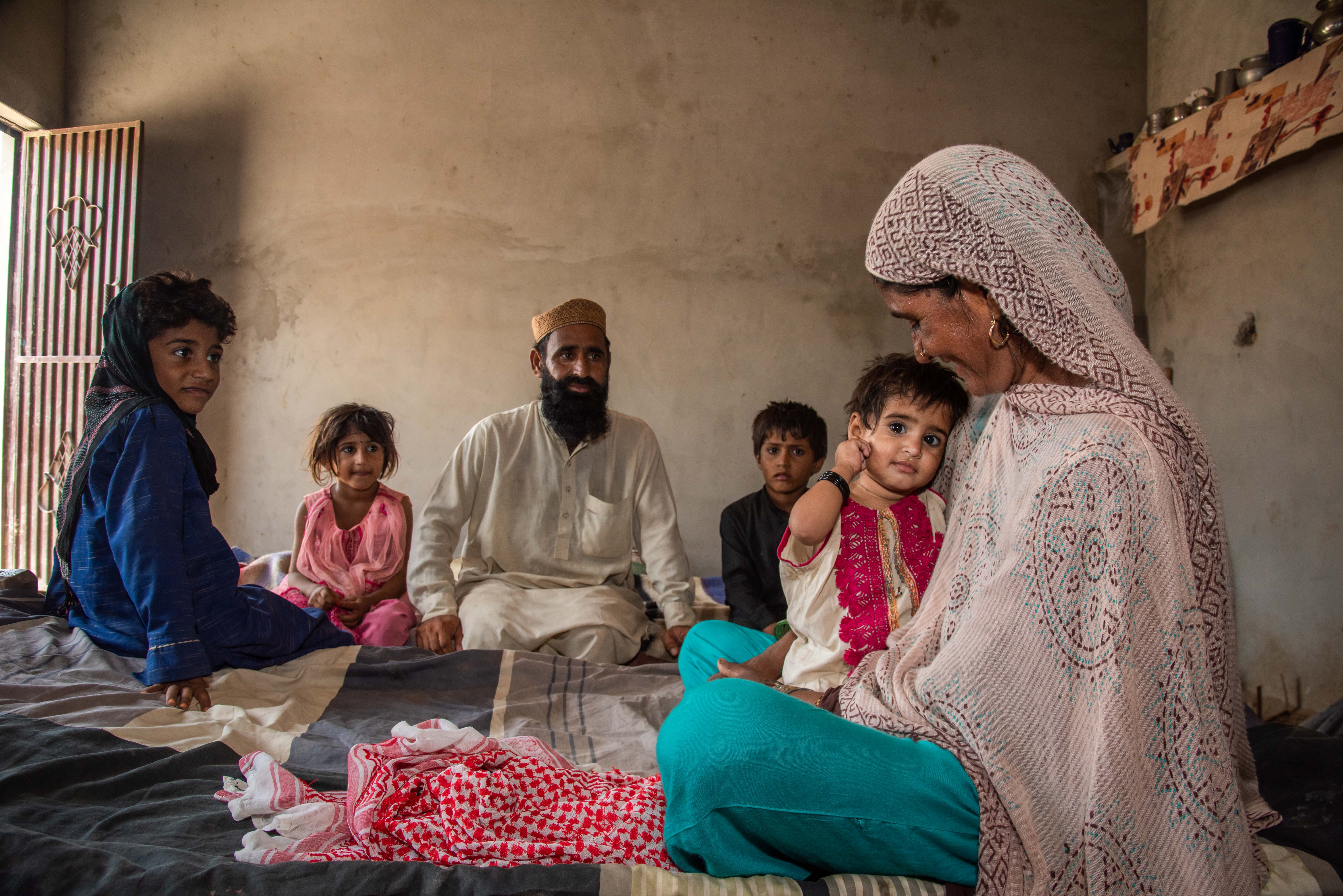 “We are poor. Our home was completely destroyed by the floods. I would not have had the financial means to rebuild the house had it not been for IOM’s support,” explained Qari Saeed, echoing the sentiments of many in his village in D.I. Khan, in the north-western region of Pakistan. They fear being trapped in a cycle of vulnerability, and while some were able to build back better, many are concerned about having to repeatedly rebuild their homes only to see them washed away again by the floods.