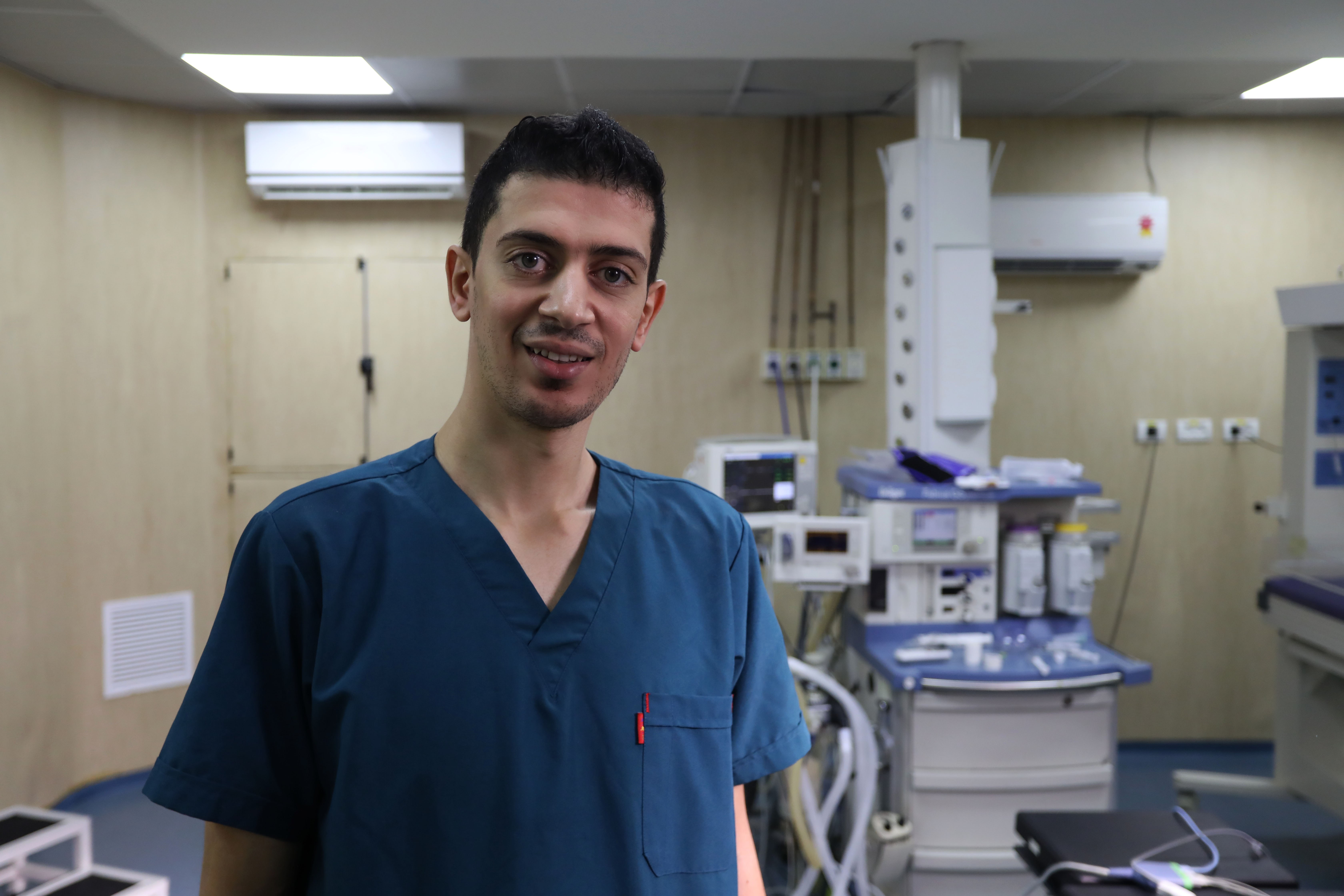 transfer of Shifa Hospital maternity ward to Helou Hospital [Abdelhakim Abu Riash/Al Jazeera]