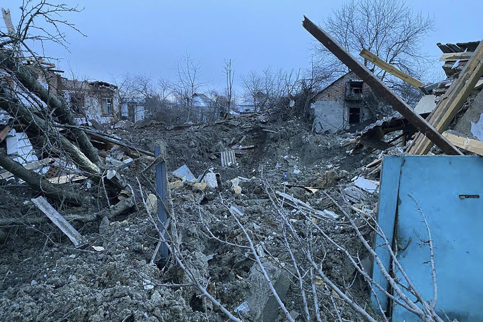 A heavy wave of Russian missile attacks pounds areas across Ukraine