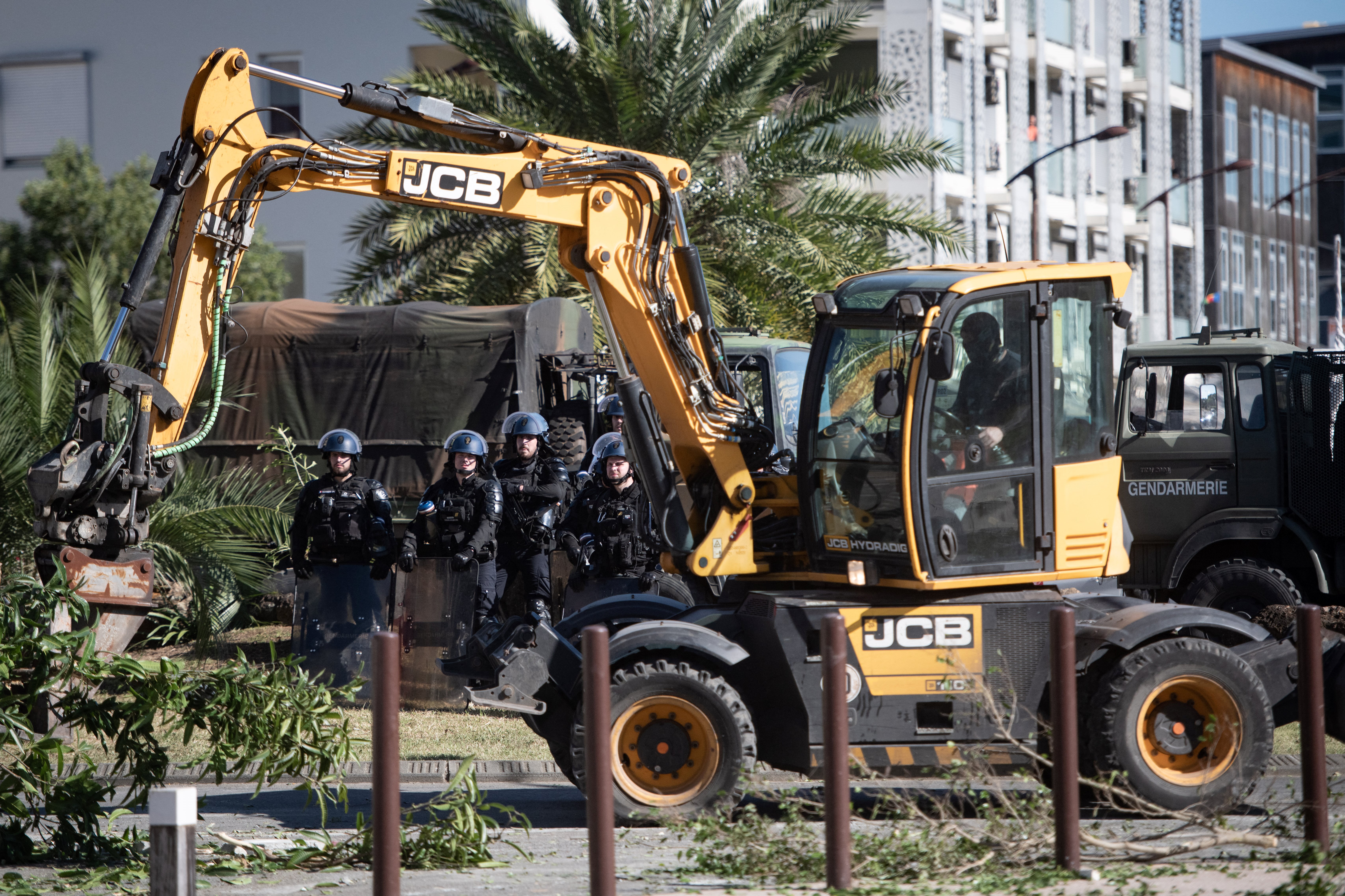 Fresh unrest erupts in French territory of New Caledonia