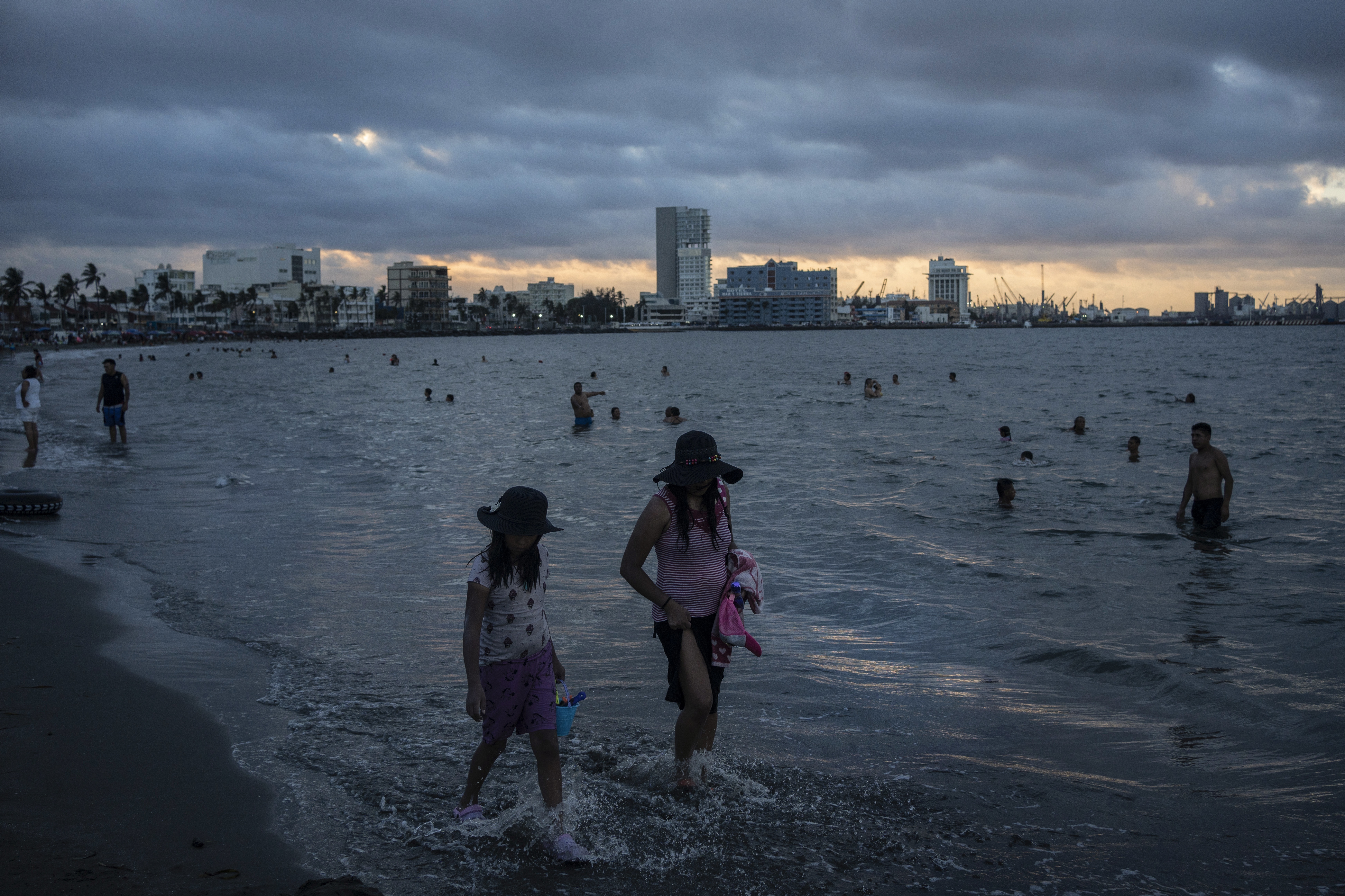 Climate Americas' Heat Wave Weather