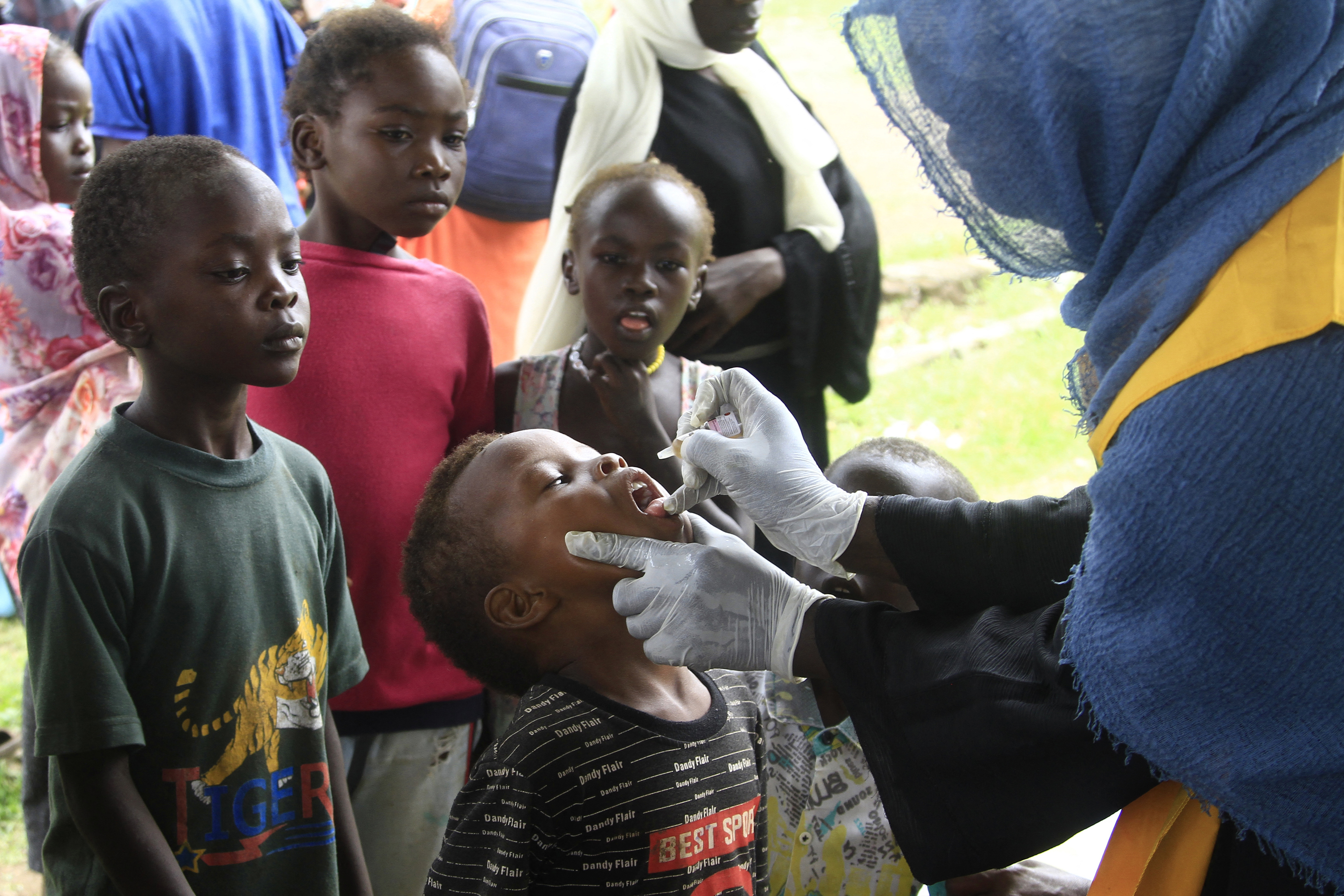 War-ravaged Sudan battles cholera epidemic