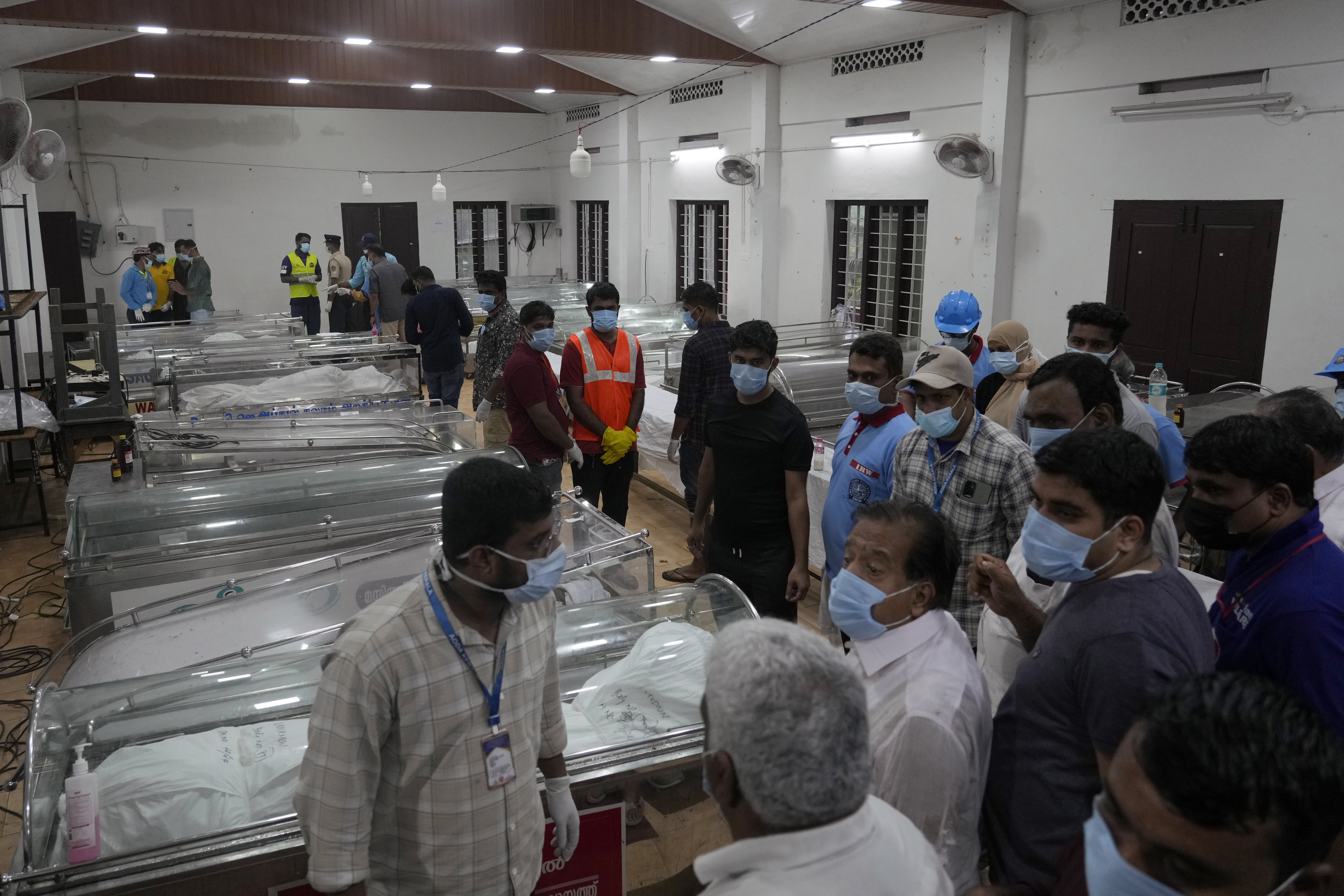 Rain hampers rescue work in Kerala as landslides kill more than 190