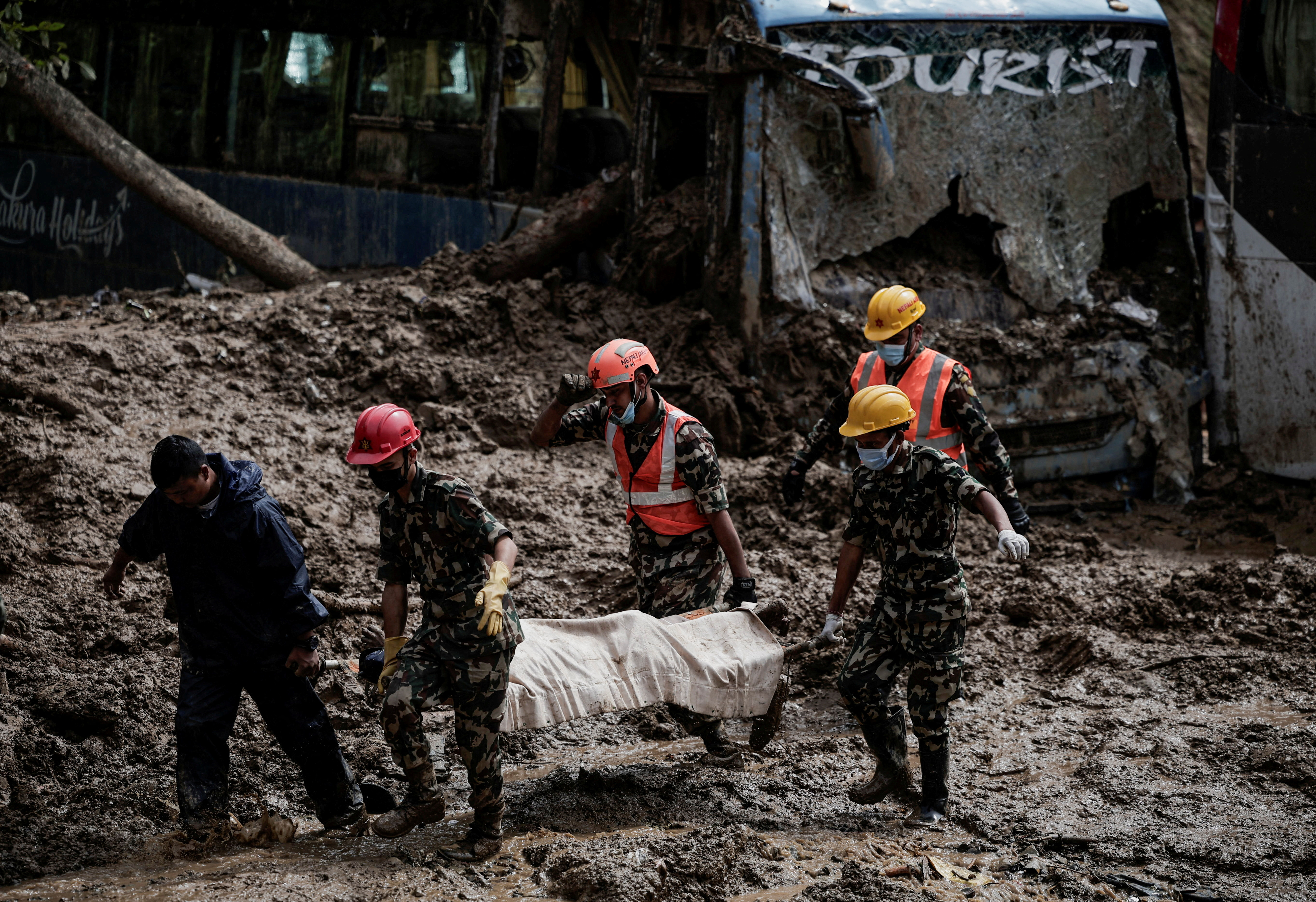 Nepal surveys flood damage as death toll reaches 192