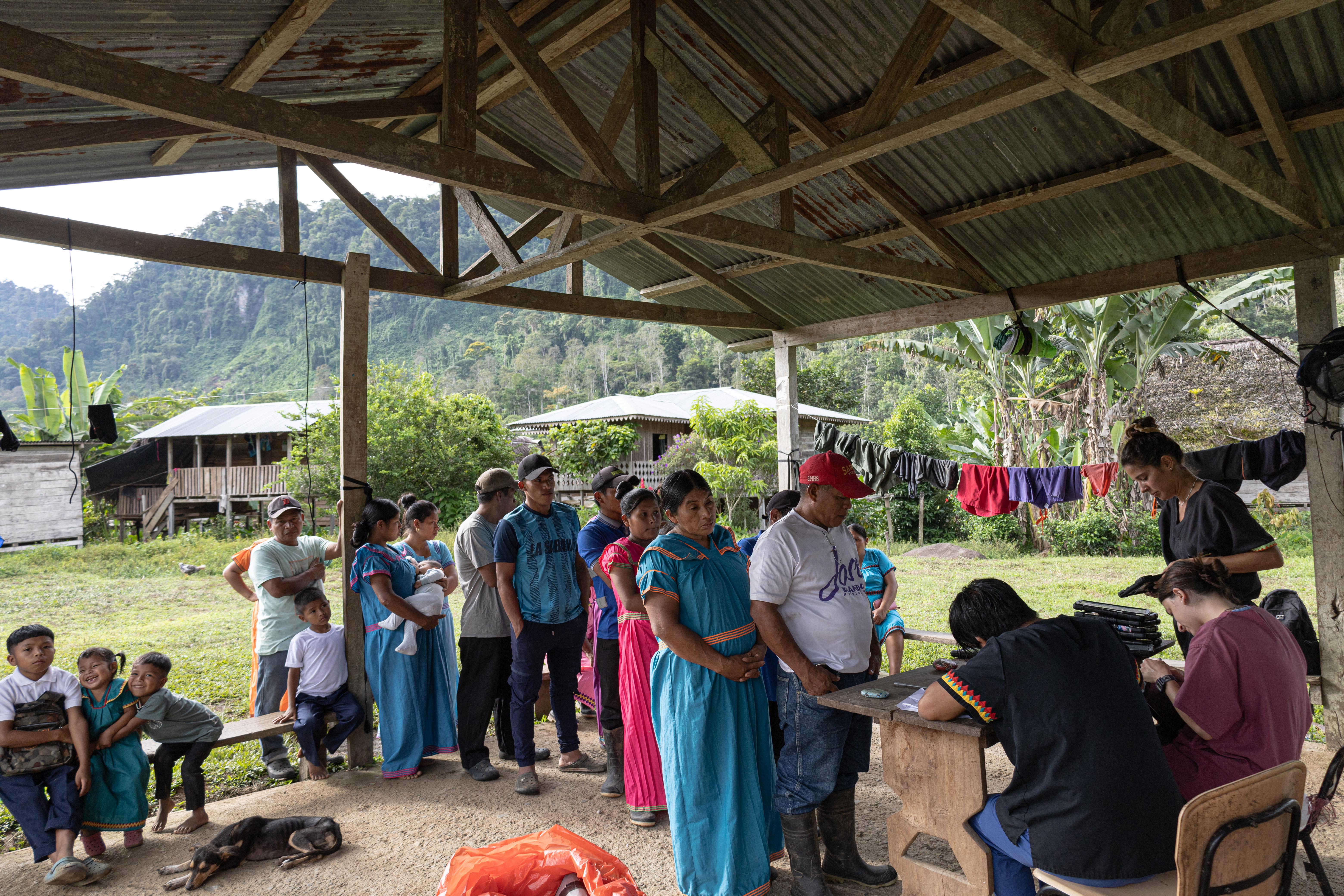 Floating Doctors [Adam Williams/Al Jazeera]
