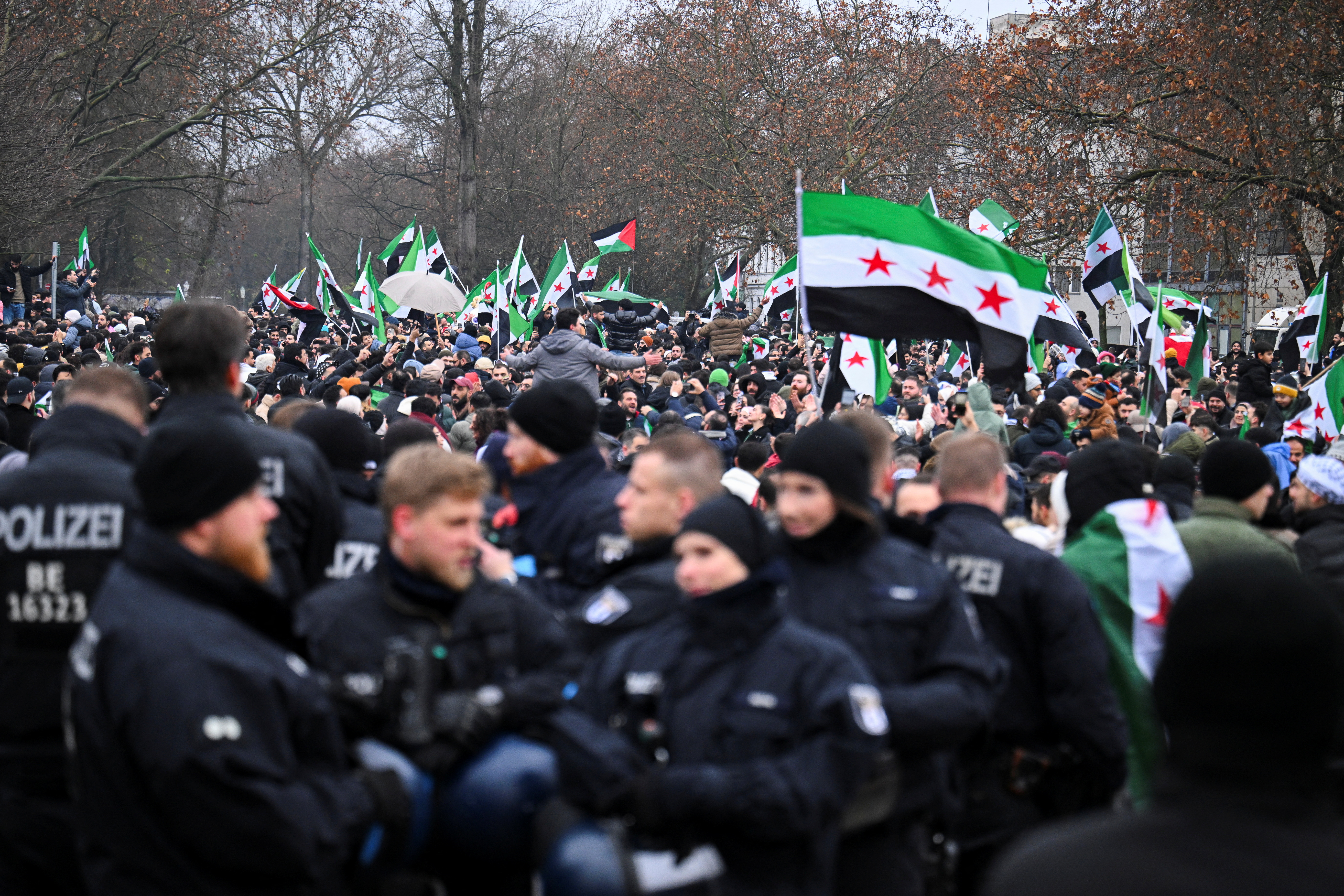 yrians celebrate in Berlin