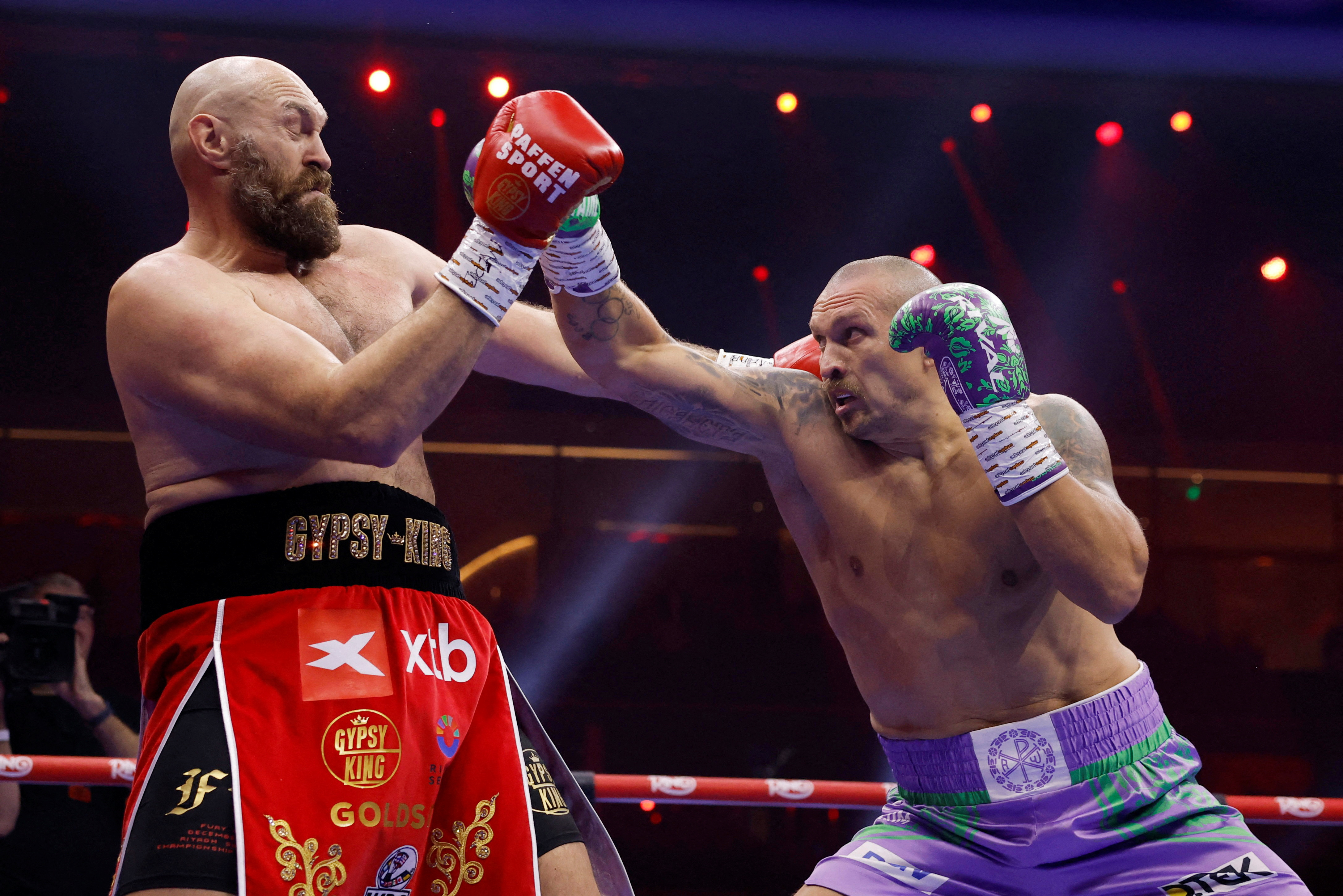 Boxing - Oleksandr Usyk v Tyson Fury - Heavyweight World Title - Kingdom Arena, Riyadh, Saudi Arabia - December 22, 2024 Tyson Fury in action against Oleksandr Usyk Action Images via Reuters/Andrew Couldridge TPX IMAGES OF THE DAY