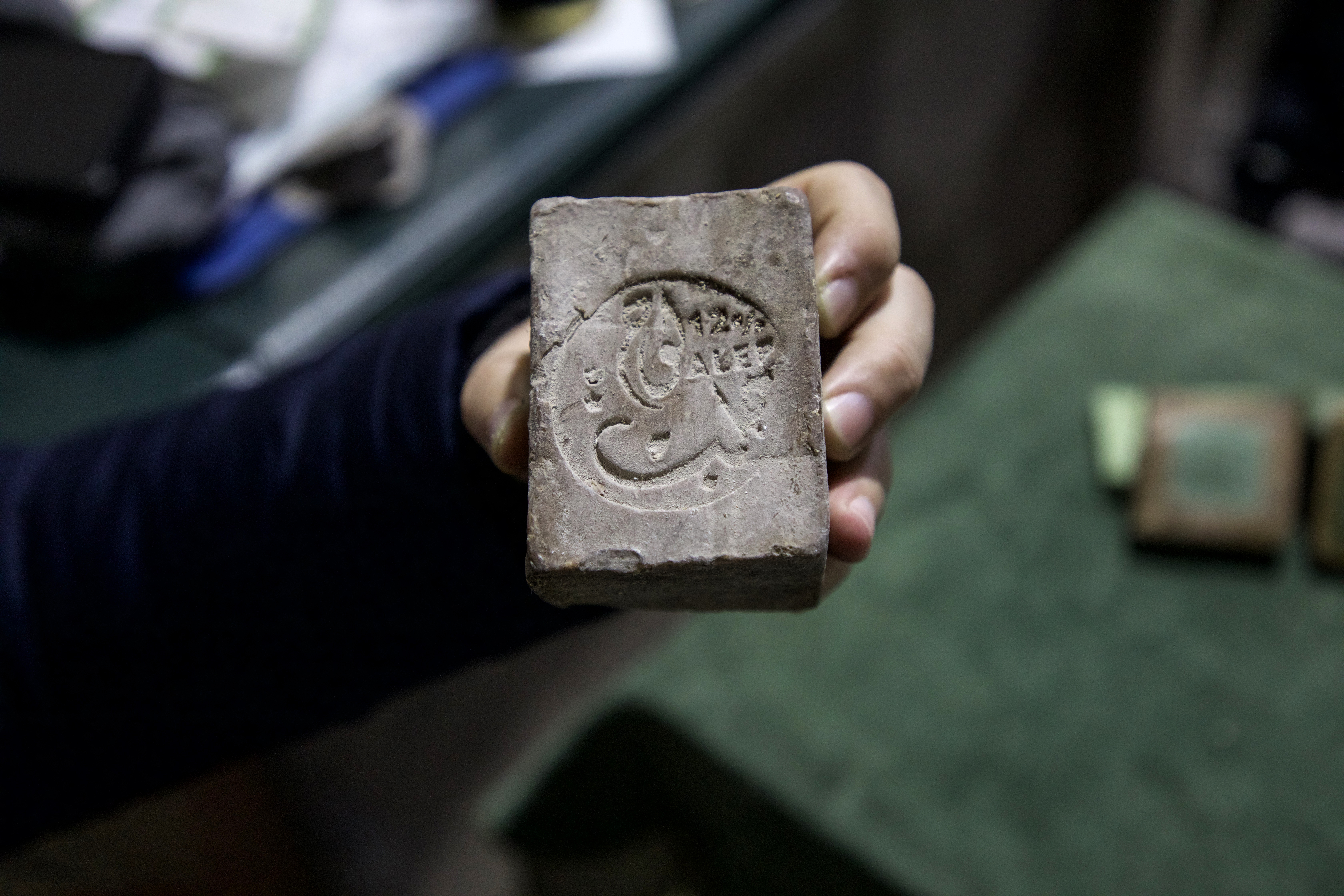 Generations of soap makers keep Aleppo tradition alive