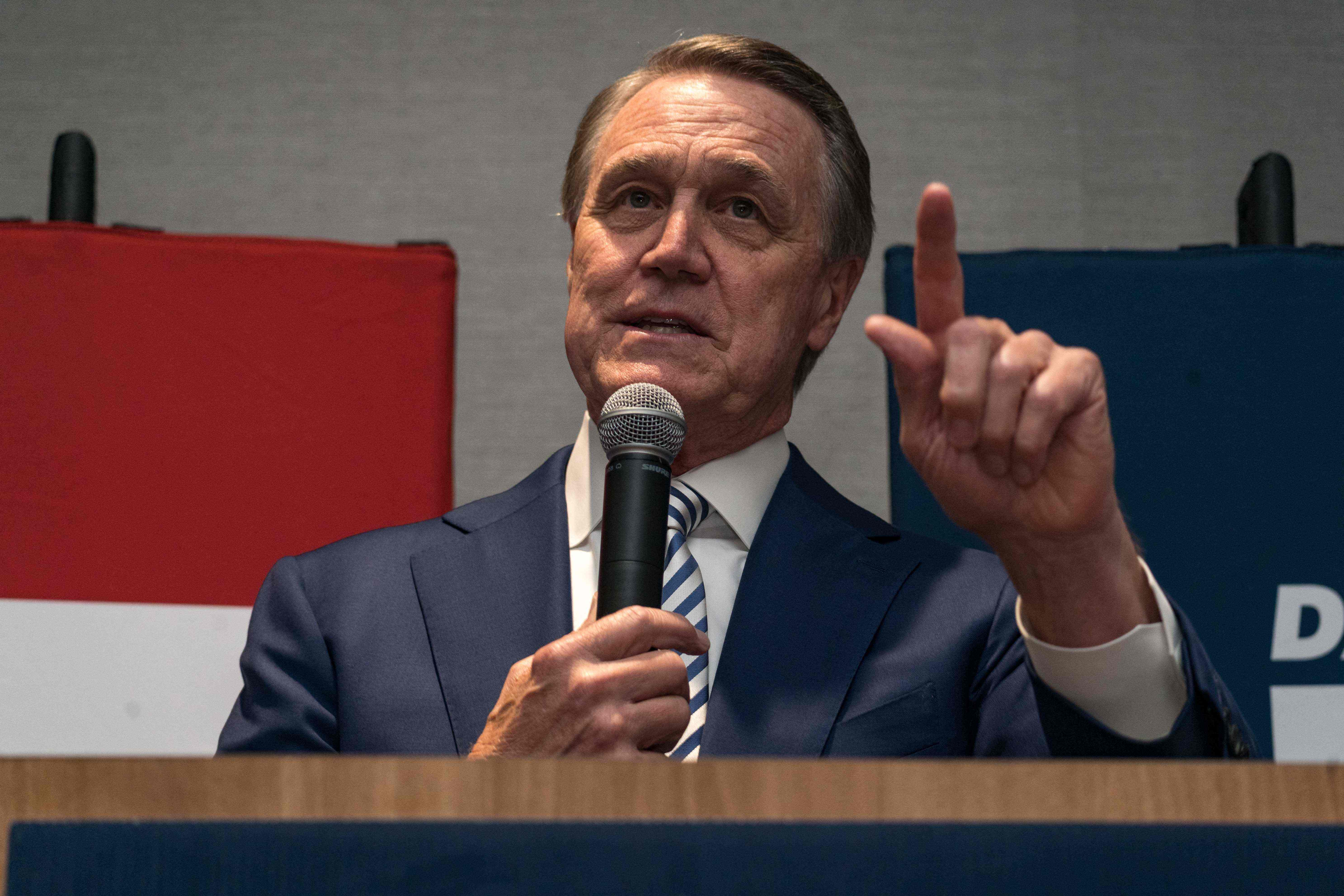 Republican gubernatorial candidate David Perdue speaks to supporters