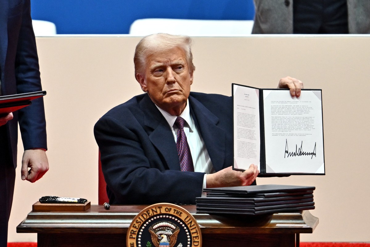 Trump signs executive order