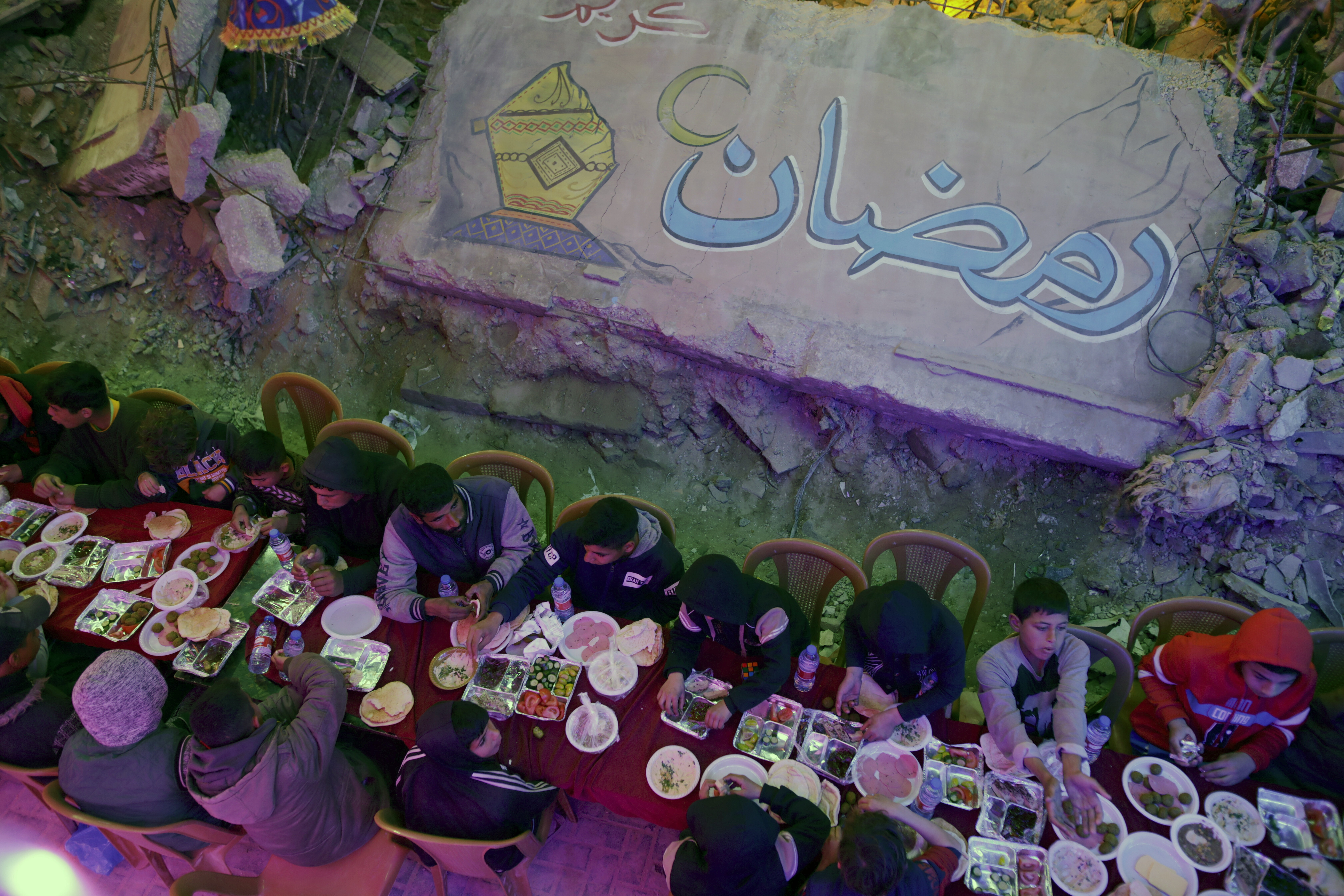Gaza families break Ramadan fast amid ruins and resilience