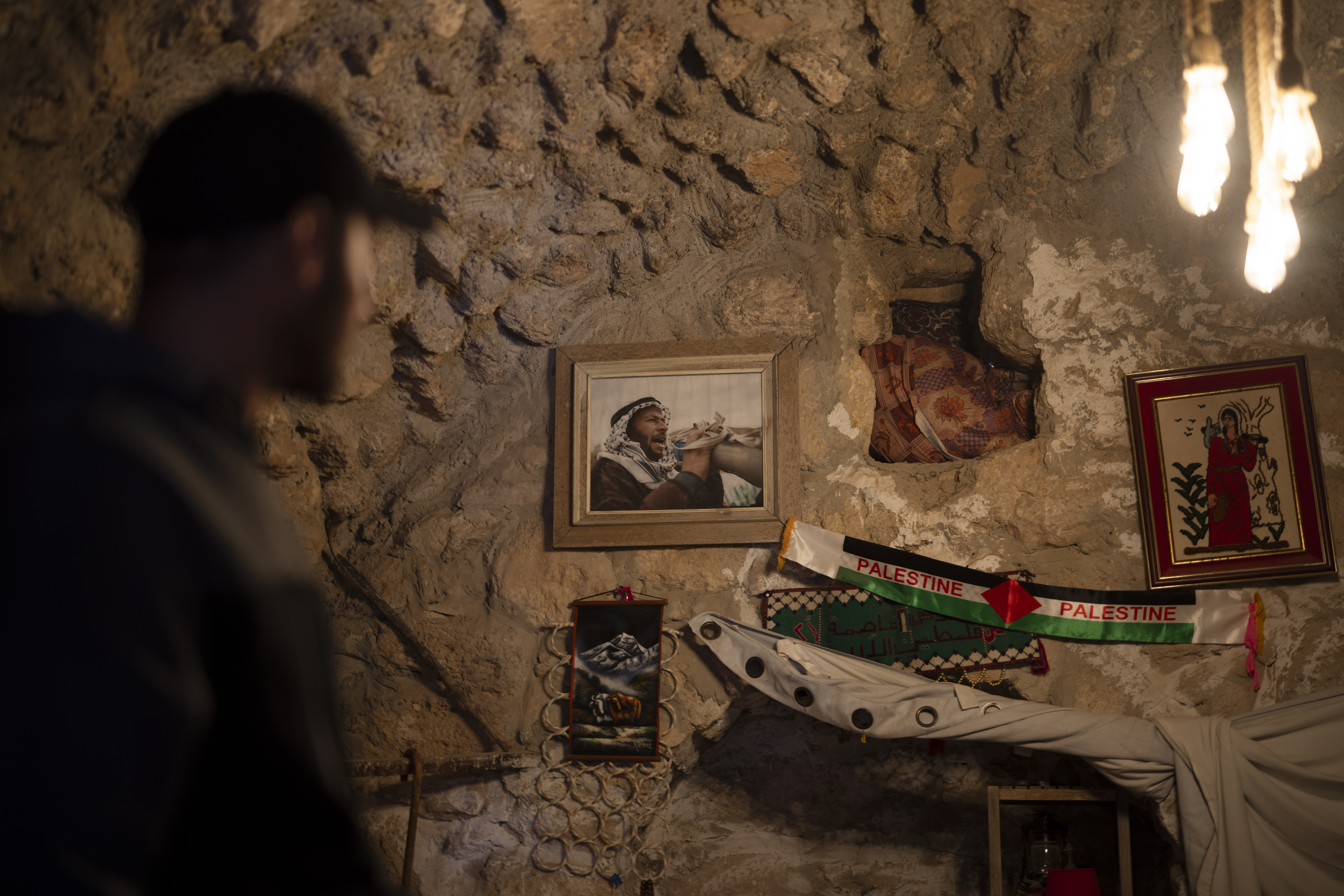 Oscars West Bank Village