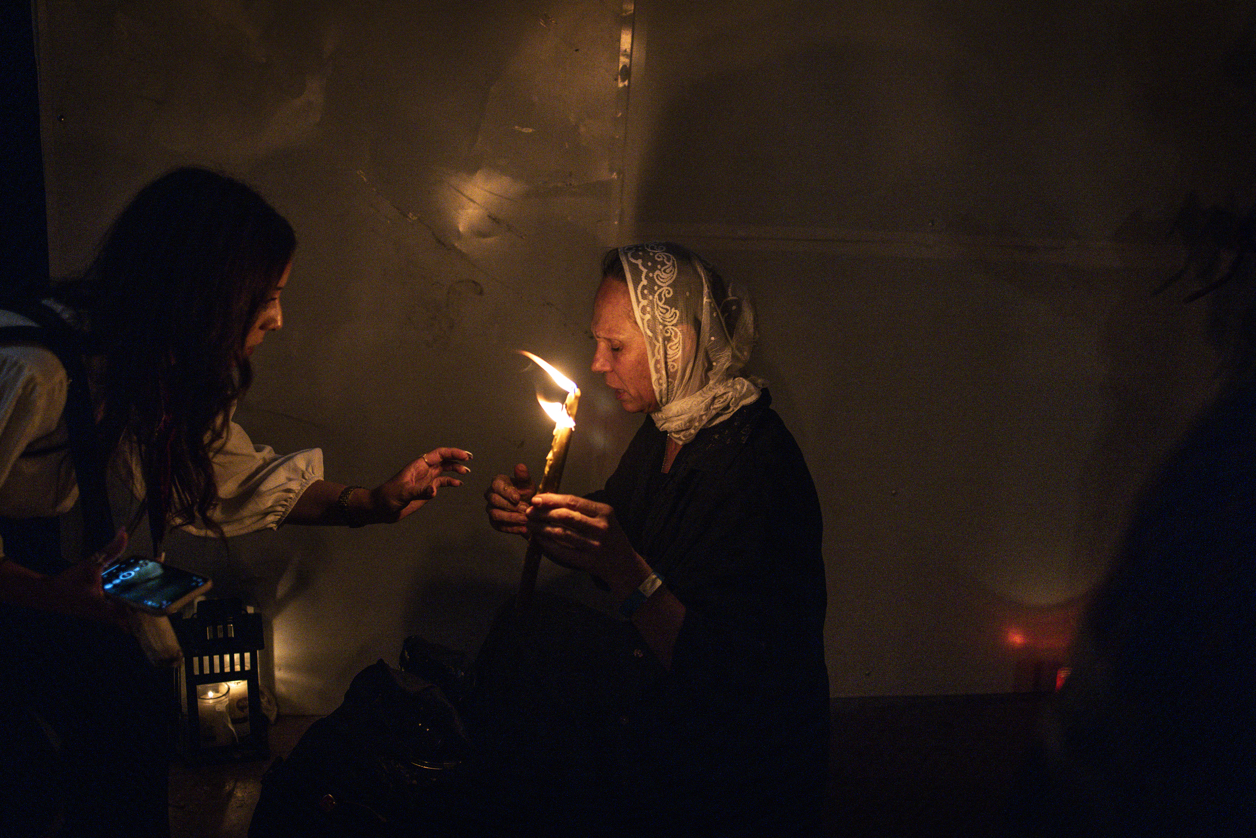 Thousands gather for centuries-old Holy Fire ceremony in Jerusalem