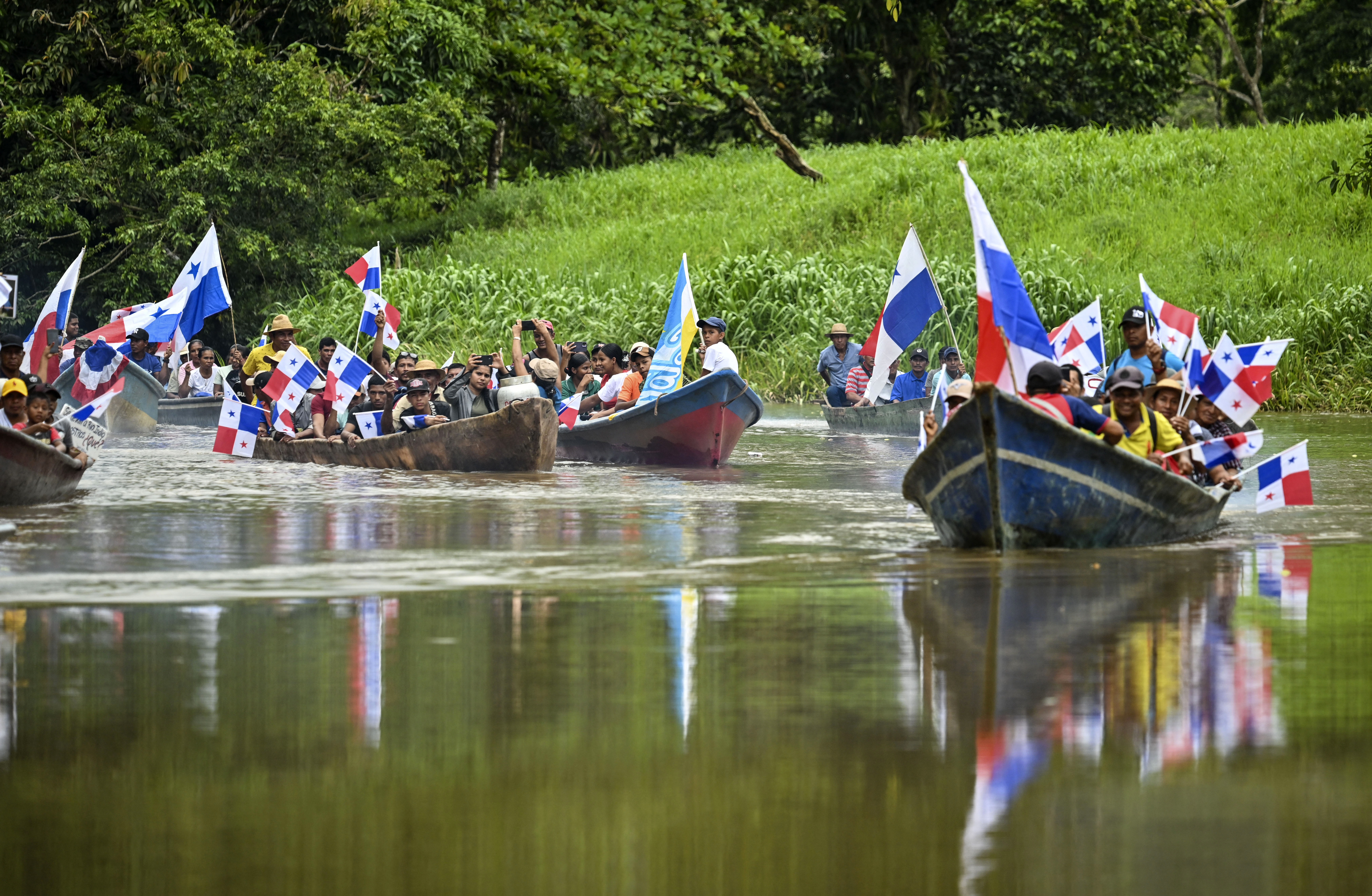 Villagers vow to fight new Panama Canal reservoir