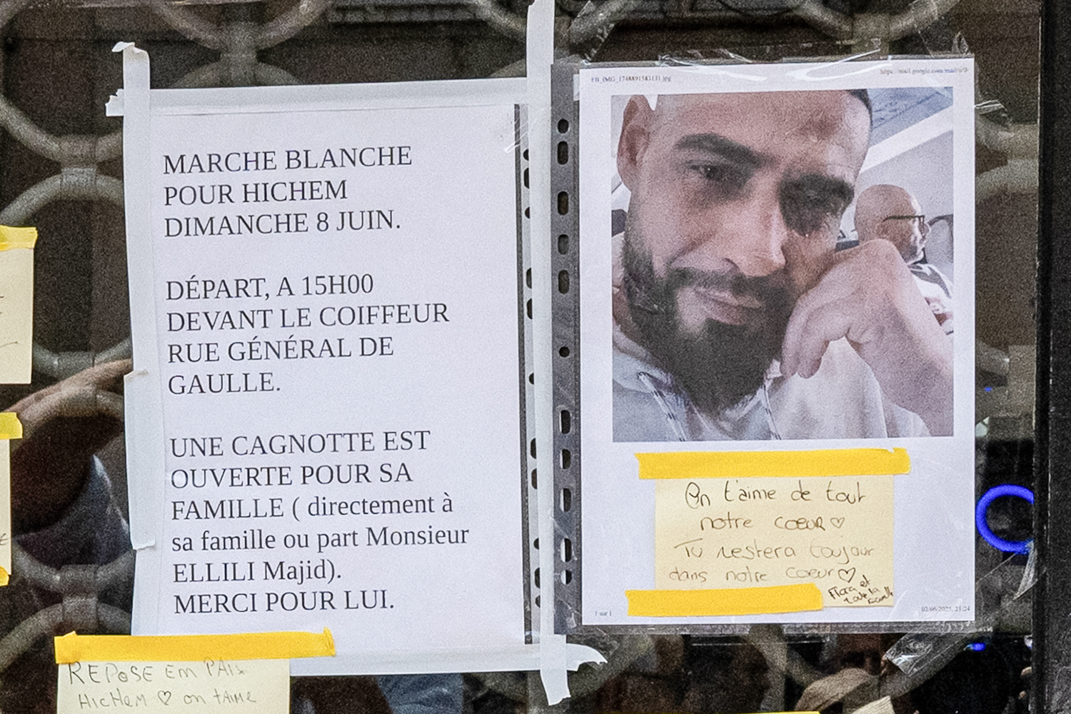 condolence messages posted on the door of a hair salon where slain Tunisian barber Hichem Miraoui worked, in Puget-sur-Argens, southern France on June 8, 2025, prior to a White March (Marche Blanche) held to pay tribute to him after he was killed on May 31. Relatives of Hichem Miraoui, a Tunisian man in his forties who was killed on May 31, 2025 by a neighbour in a crime that the courts described as terrorist and racist, called on for a white march "with dignity" and "respect". Christophe B. was charged on June 5, 2025, with the terrorist murder of Hichem Miraoui, a crime that the suspect acknowledges but denies was racist. (Photo by Miguel MEDINA / AFP)