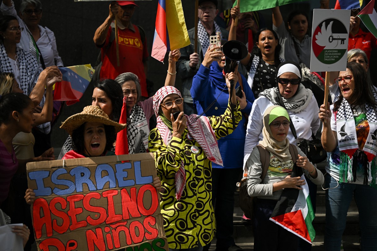 Global protests erupt over Israeli interception of Gaza aid flotilla