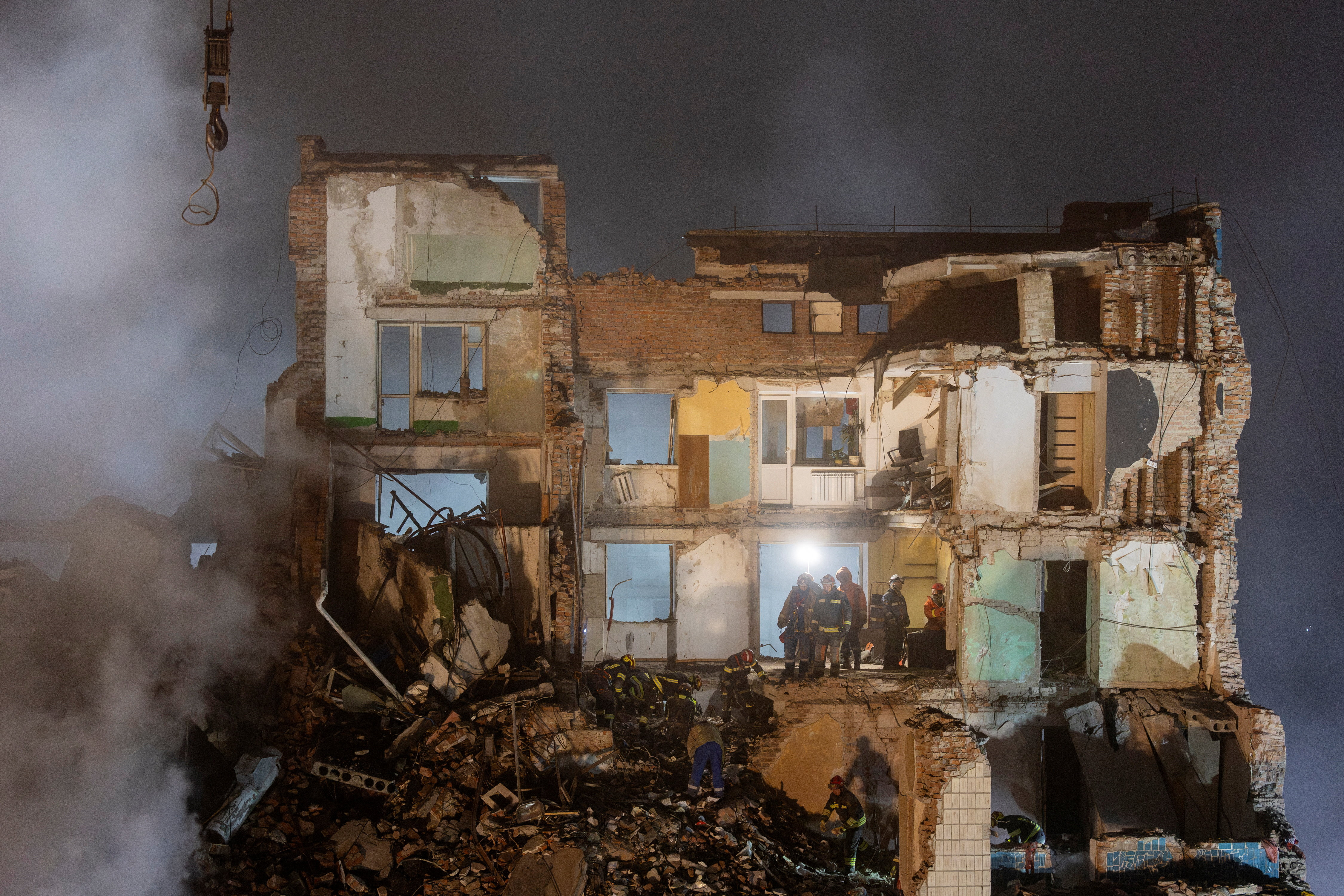 Devastating Russian assault kills 26 in western Ukraine