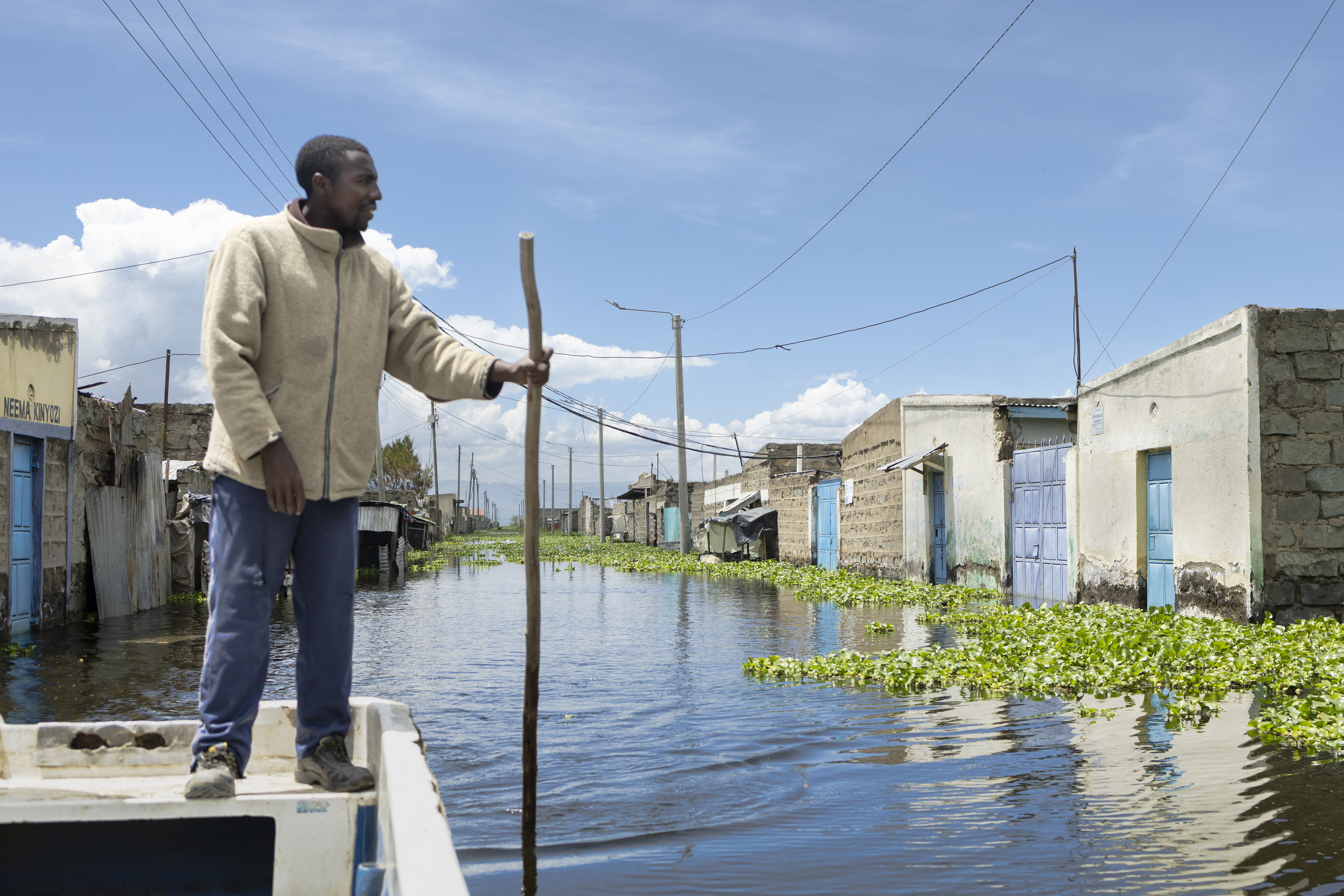 Kenyan lake floods displace thousands, leaving homes and schools ruined