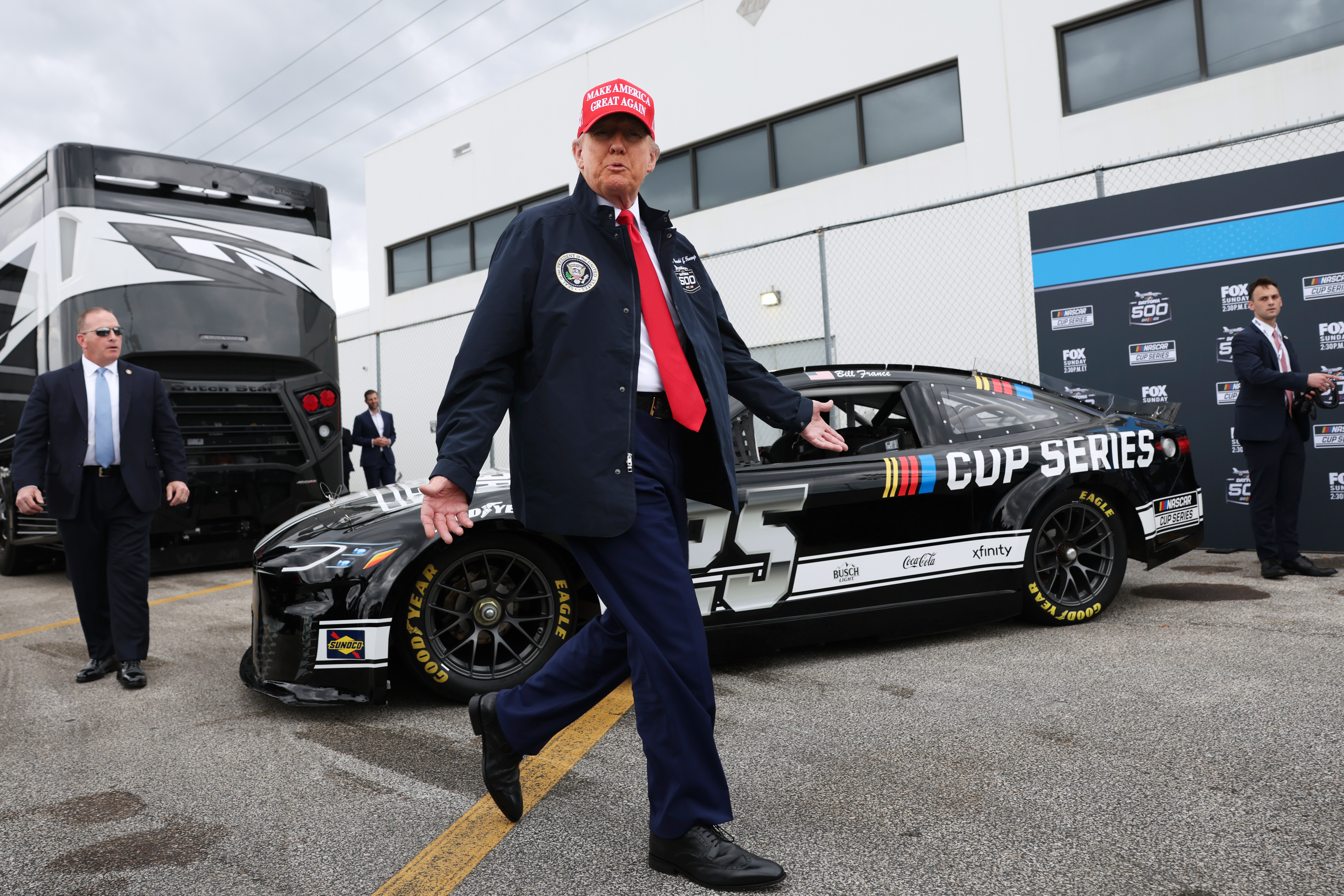 Trump walks through the Daytona 500