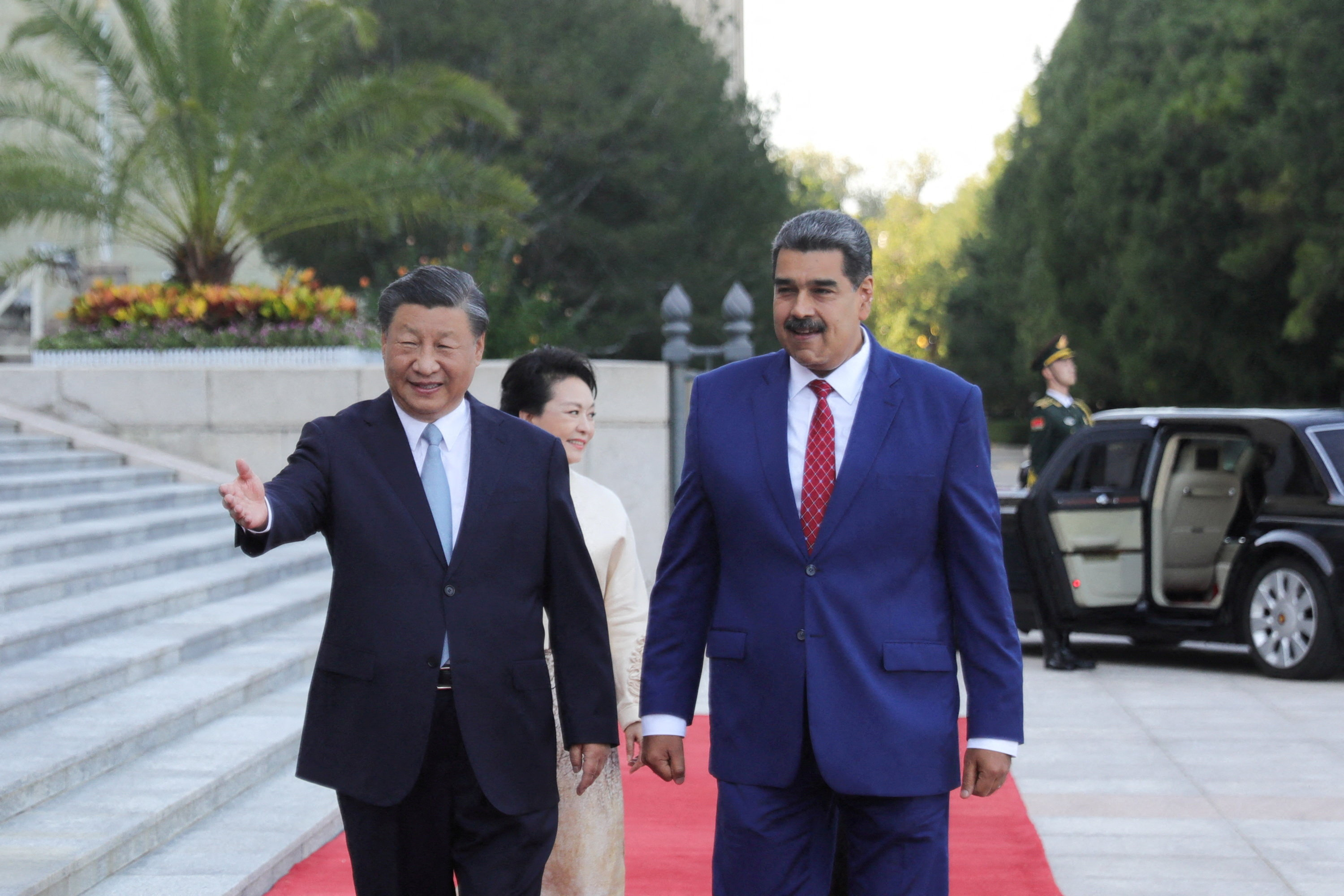 Chinese President Xi Jinping and his Venezuelan counterpart, Nicolas Maduro
