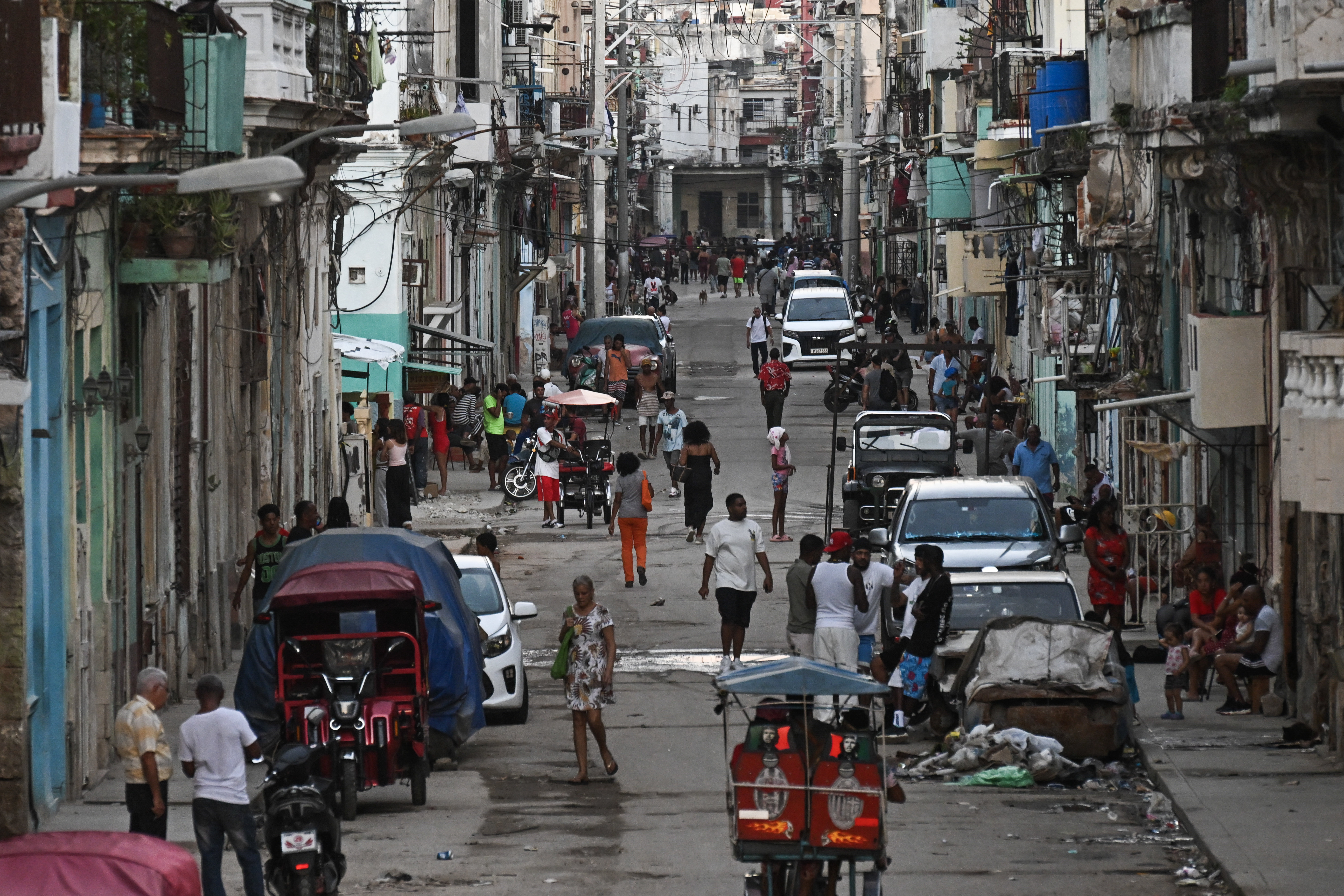 View of a street of Havana during a blackout on March 16, 2026.