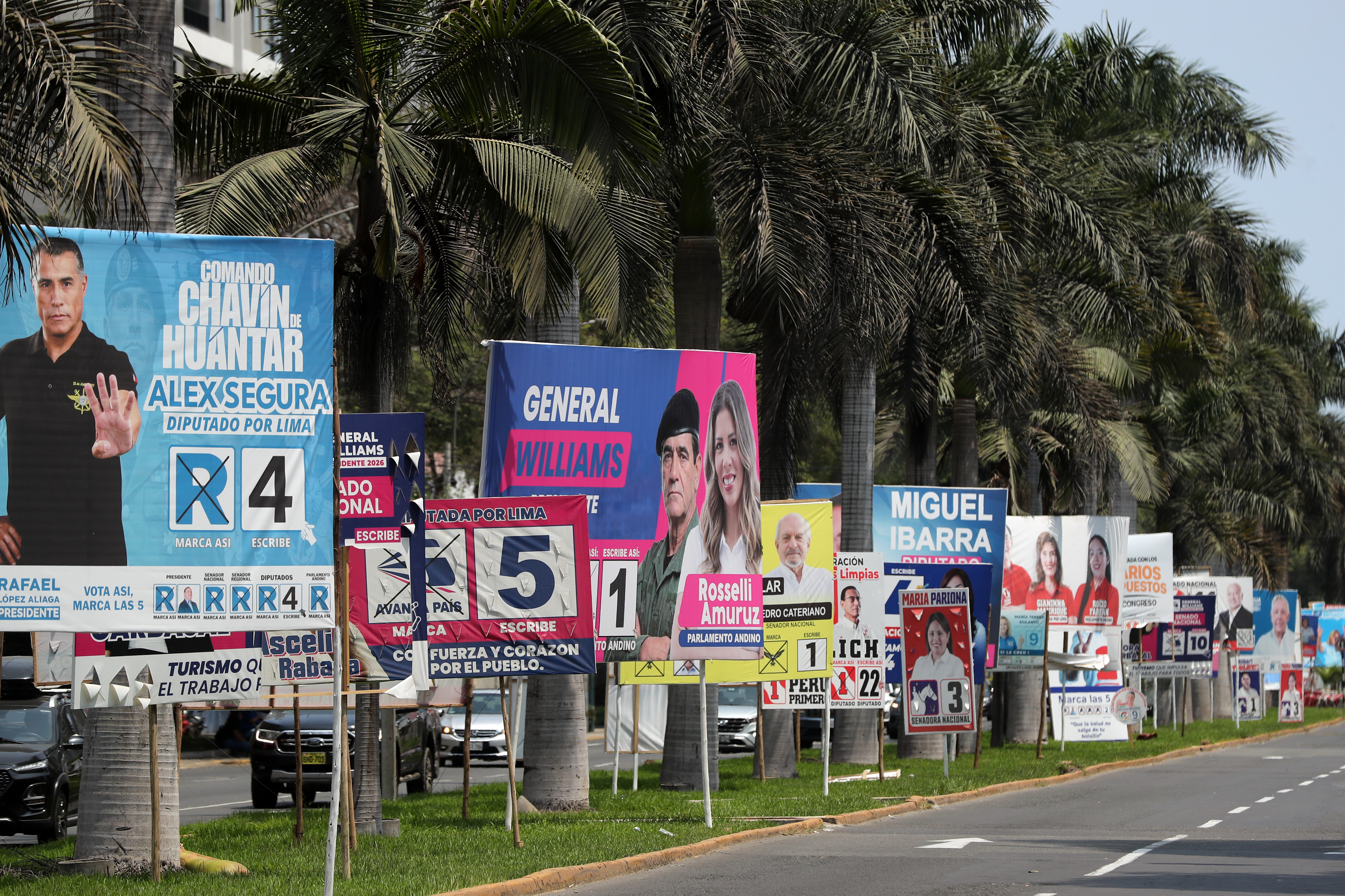 epa12872521 Campaign posters are displayed in Lima, Peru, 06 April 2026. Peru enters a decisive week in a complex electoral process amid political uncertainty and security concerns. EPA/PAOLO AGUILAR
